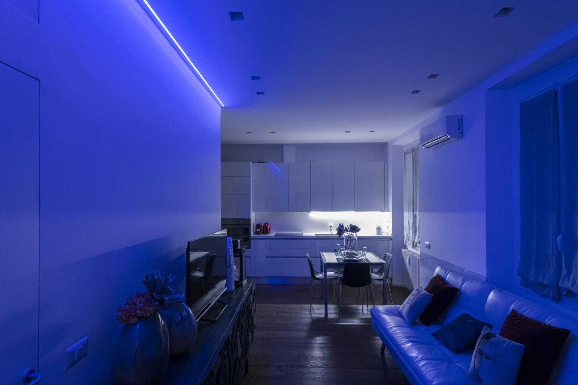 Apartamento Easylife - Moderno E Chic Con Led Atmosferici