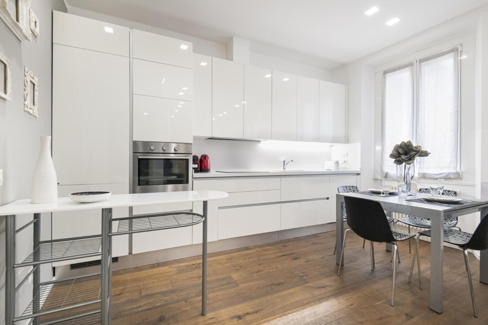 Apartamento Easylife - Moderno E Chic Con Led Atmosferici Milão