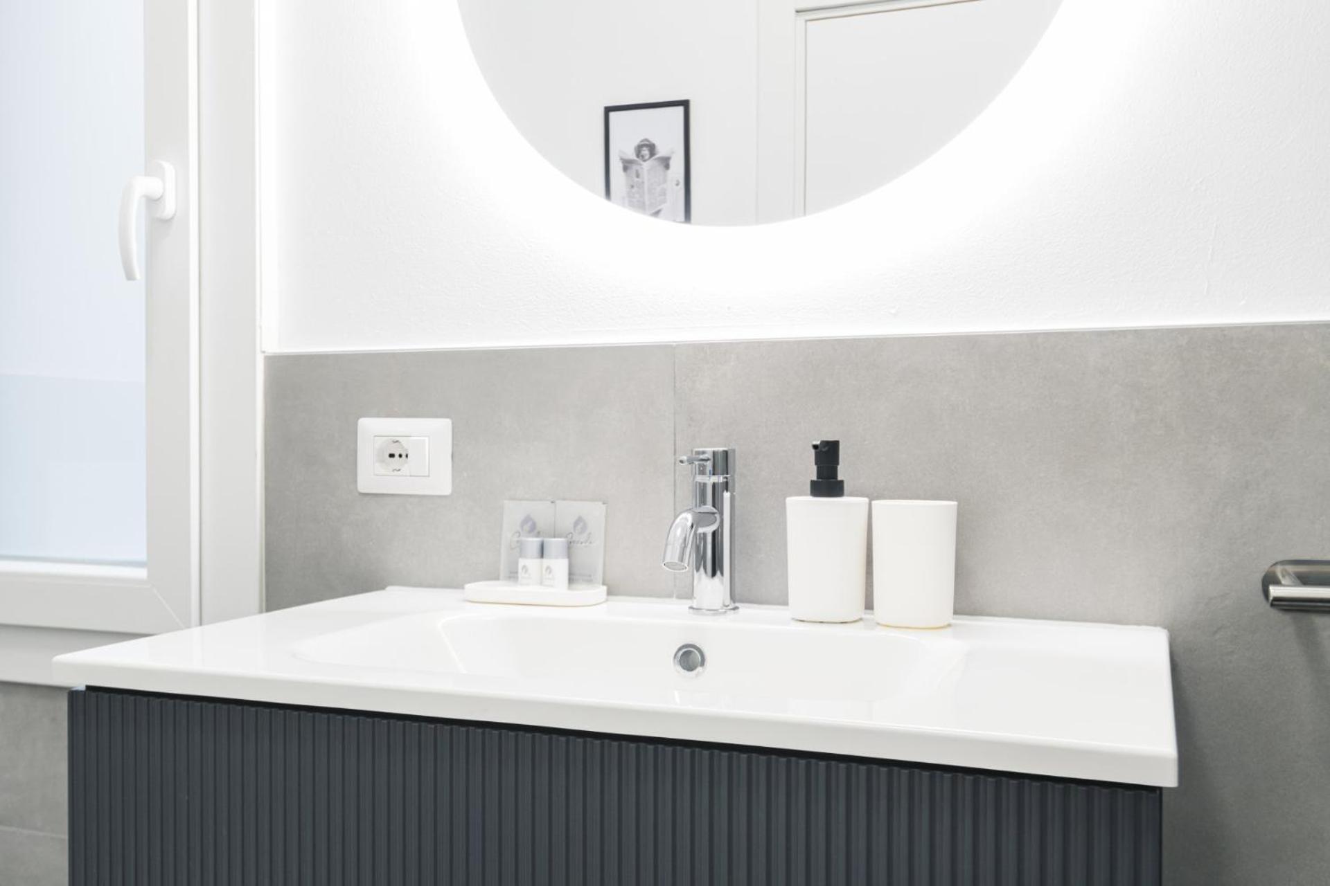 Easylife - Bellissimo Con Terrazzo Apartment