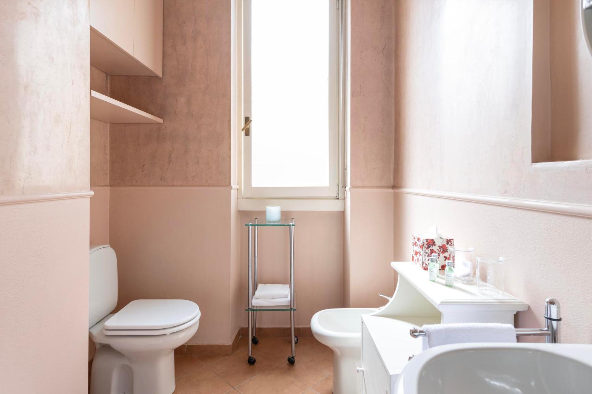 Classy Heritage Home, Center Apartment Milan