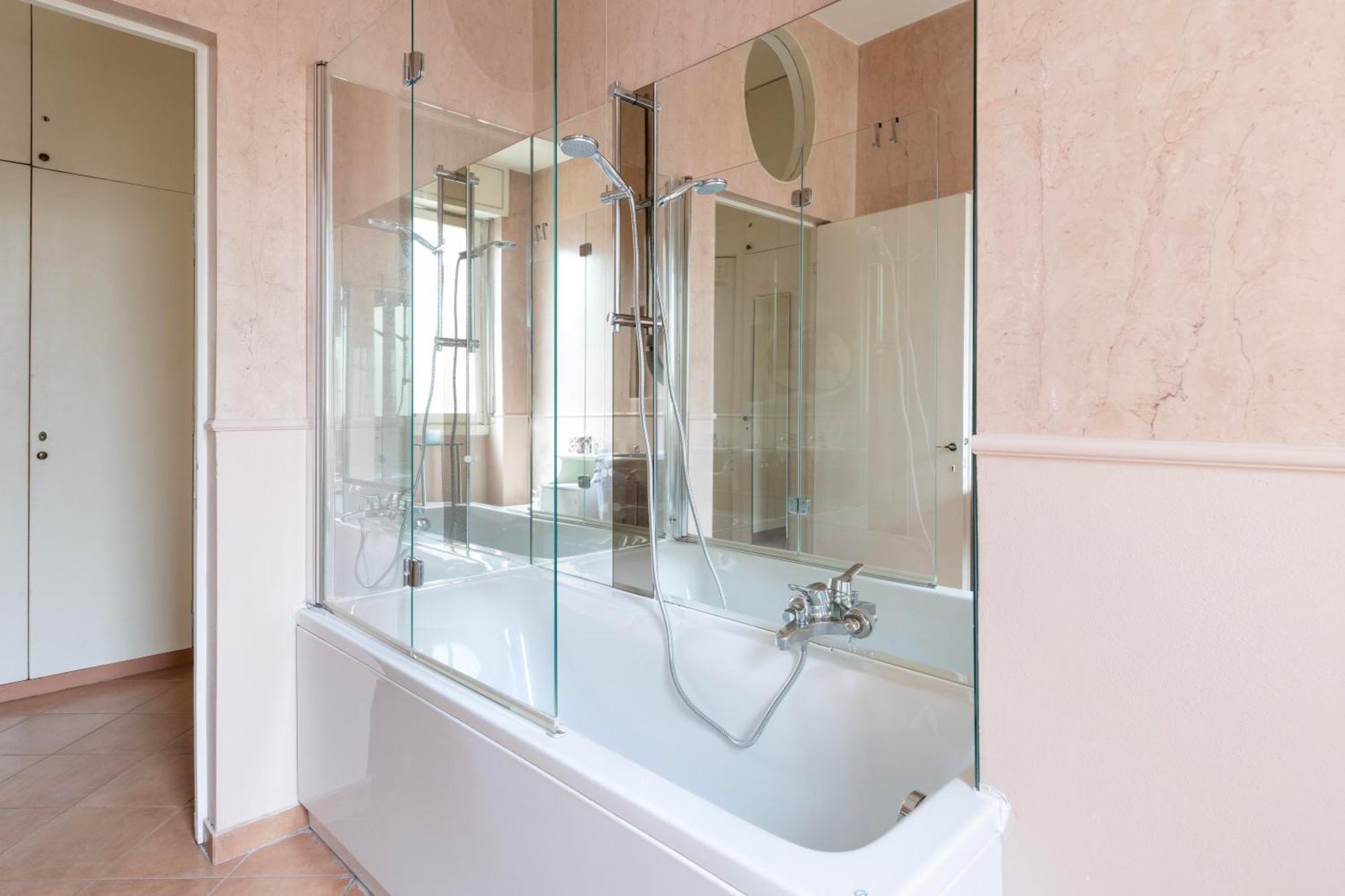 Classy Heritage Home, Center Milan