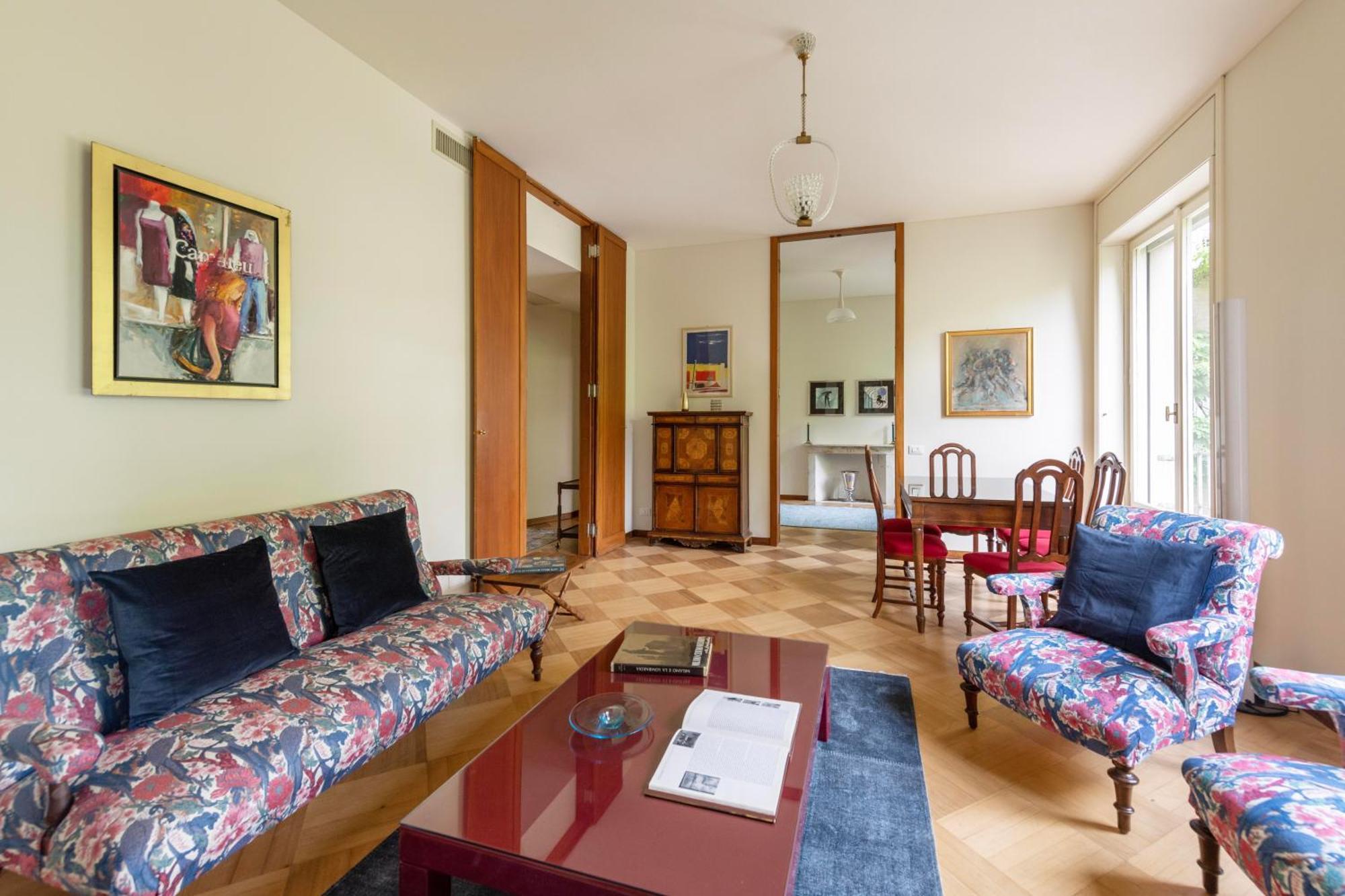 Classy Heritage Home, Center * Milan