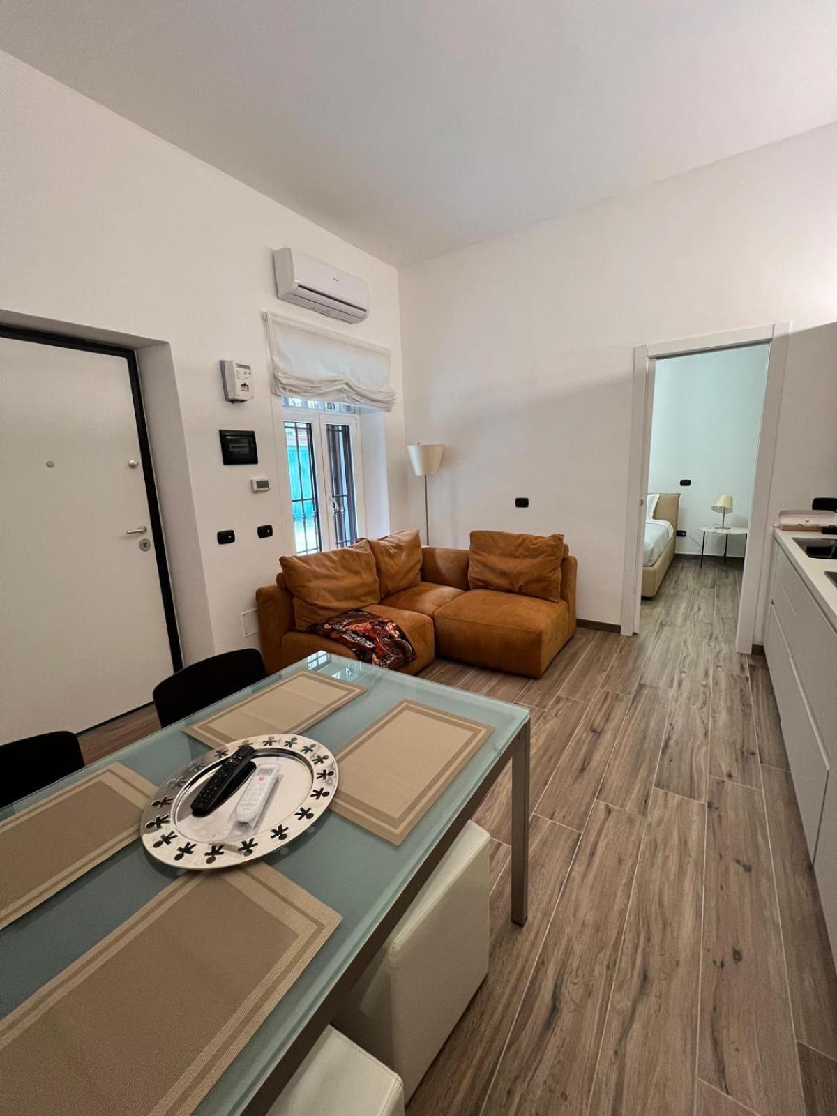 Apartment Domusmi Delfico 2