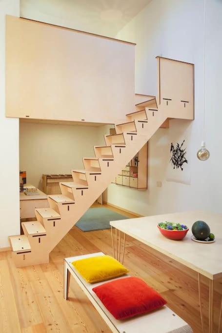 Totem Loft Villa Milano