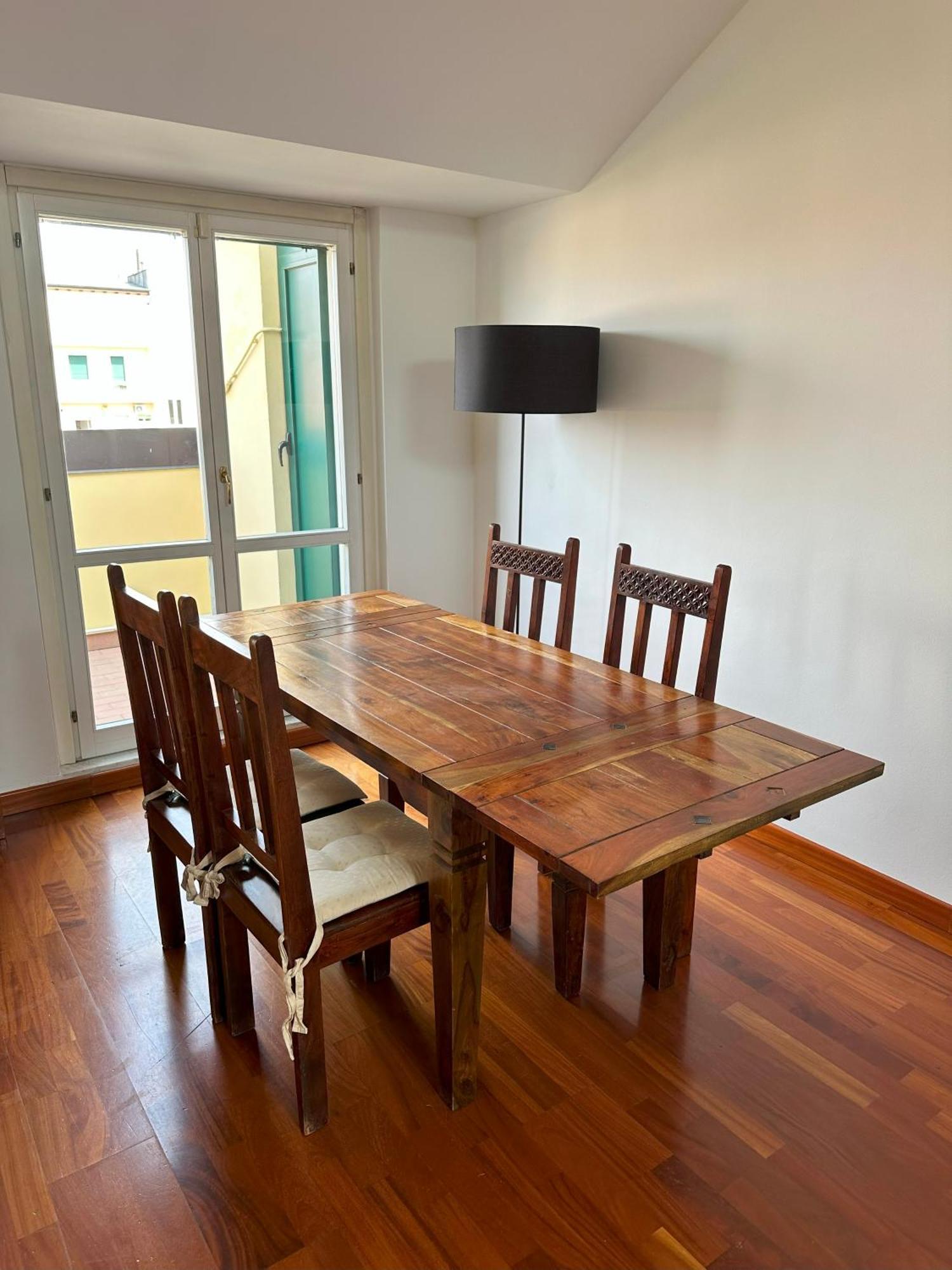 Con 2 Da Letto Navigli + Parcheggio Per 2 Auto Apartment Milan