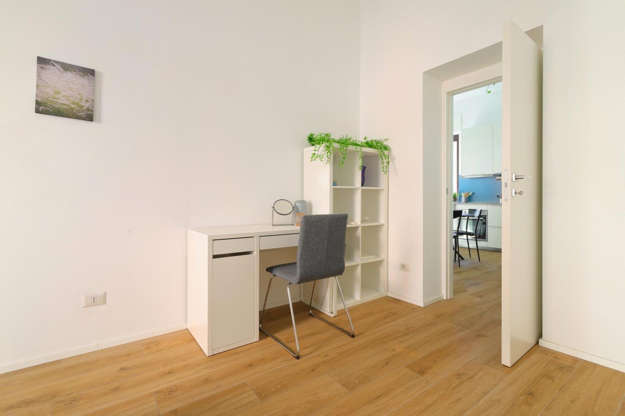 Just Urban - Bright And Functional - Corso Genova * Milano