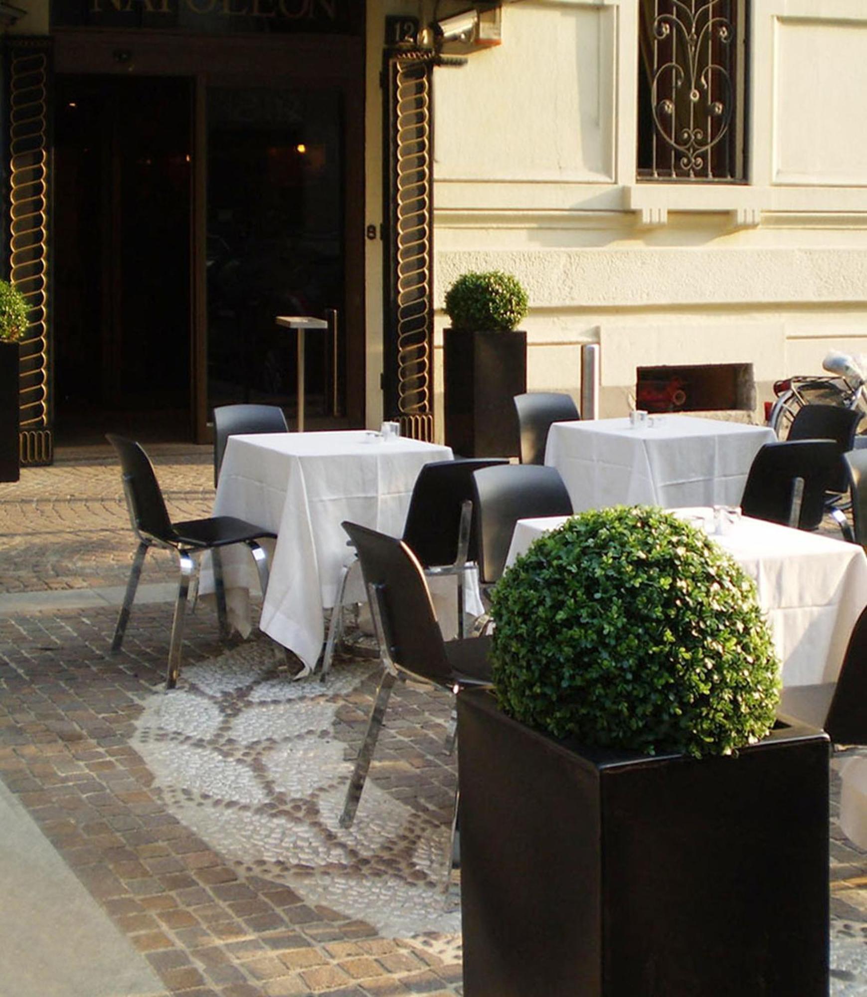 Hotel Lhp Napoleon 4*