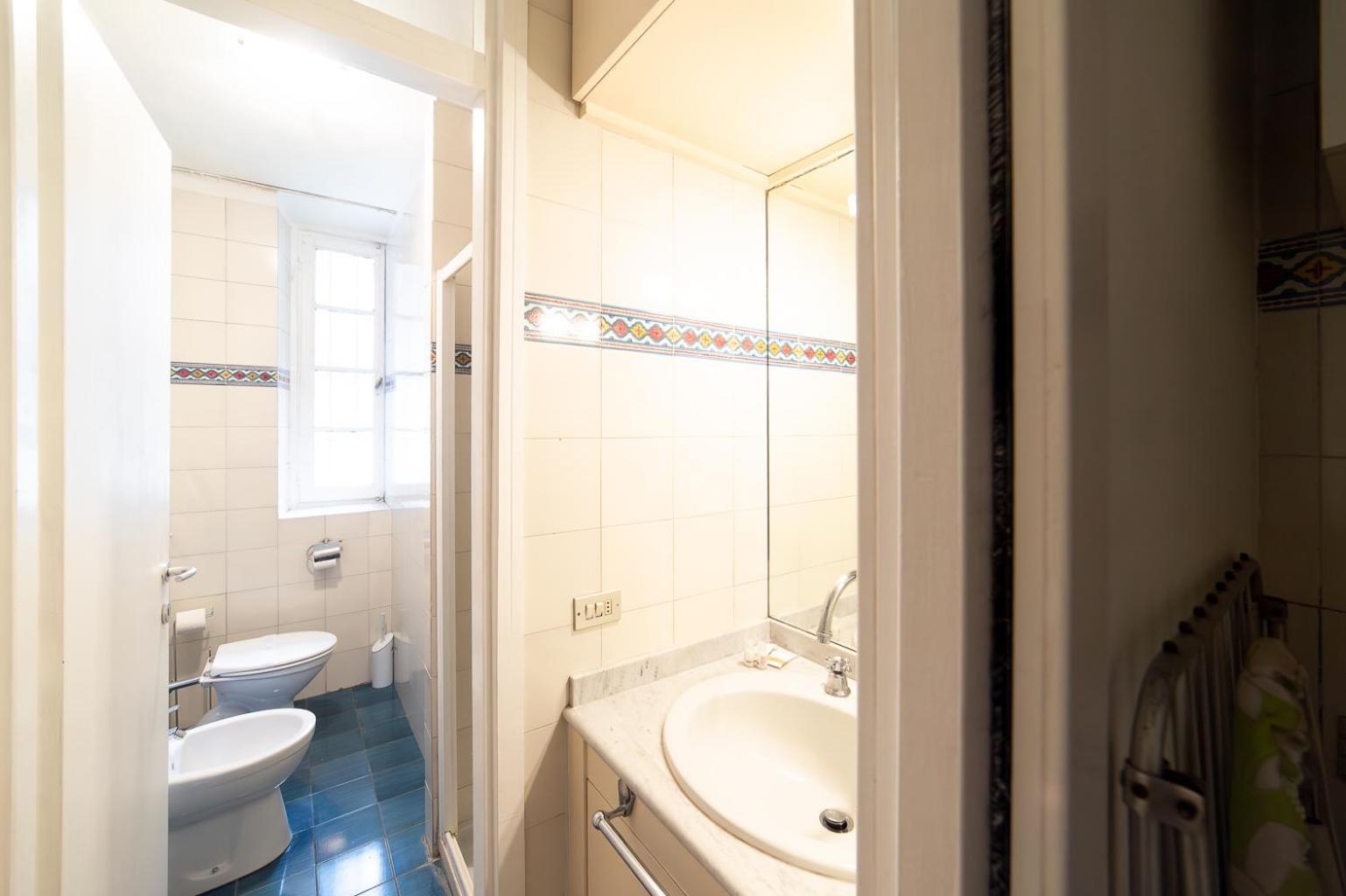 Hbhall Navigli 2 Milan