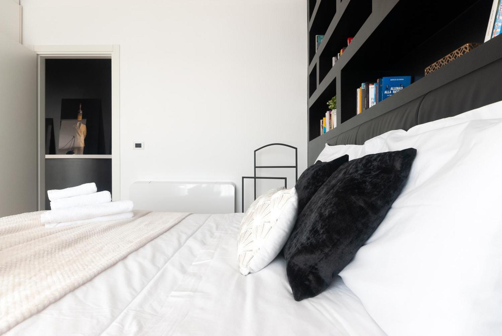 Apartment With Panoramic View Of Milan