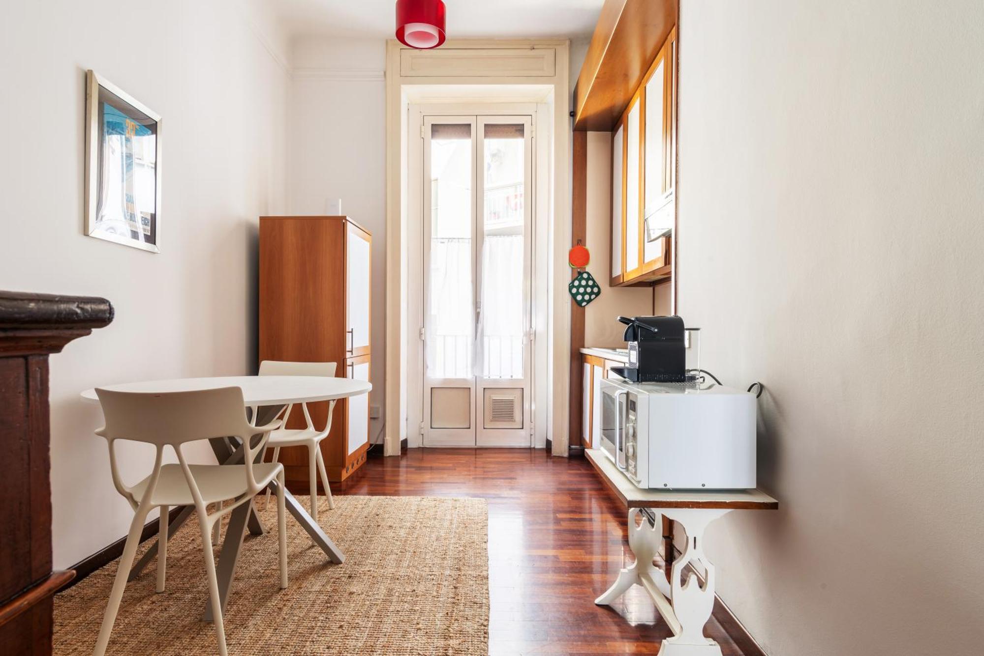 Apartment Bilocale Di Charme A Due Passi Da Pt Romana Milan