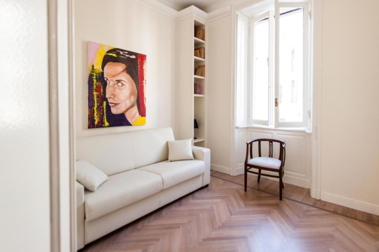 2 Bagni E - House Of Art Center Apartment Milan
