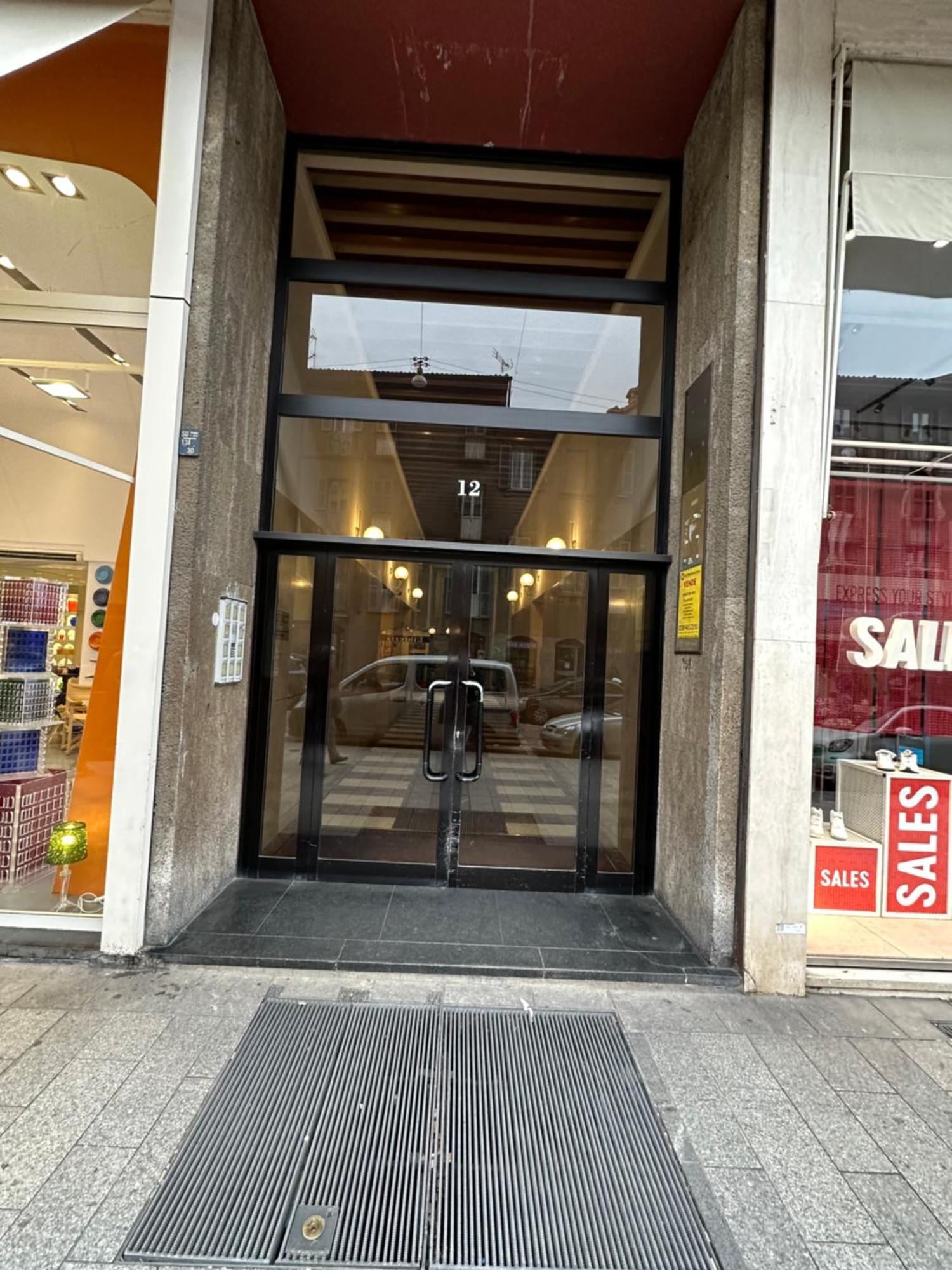 Hl - Brera, Garibaldi, Moscova, Duomo, Montenapoleone Milan