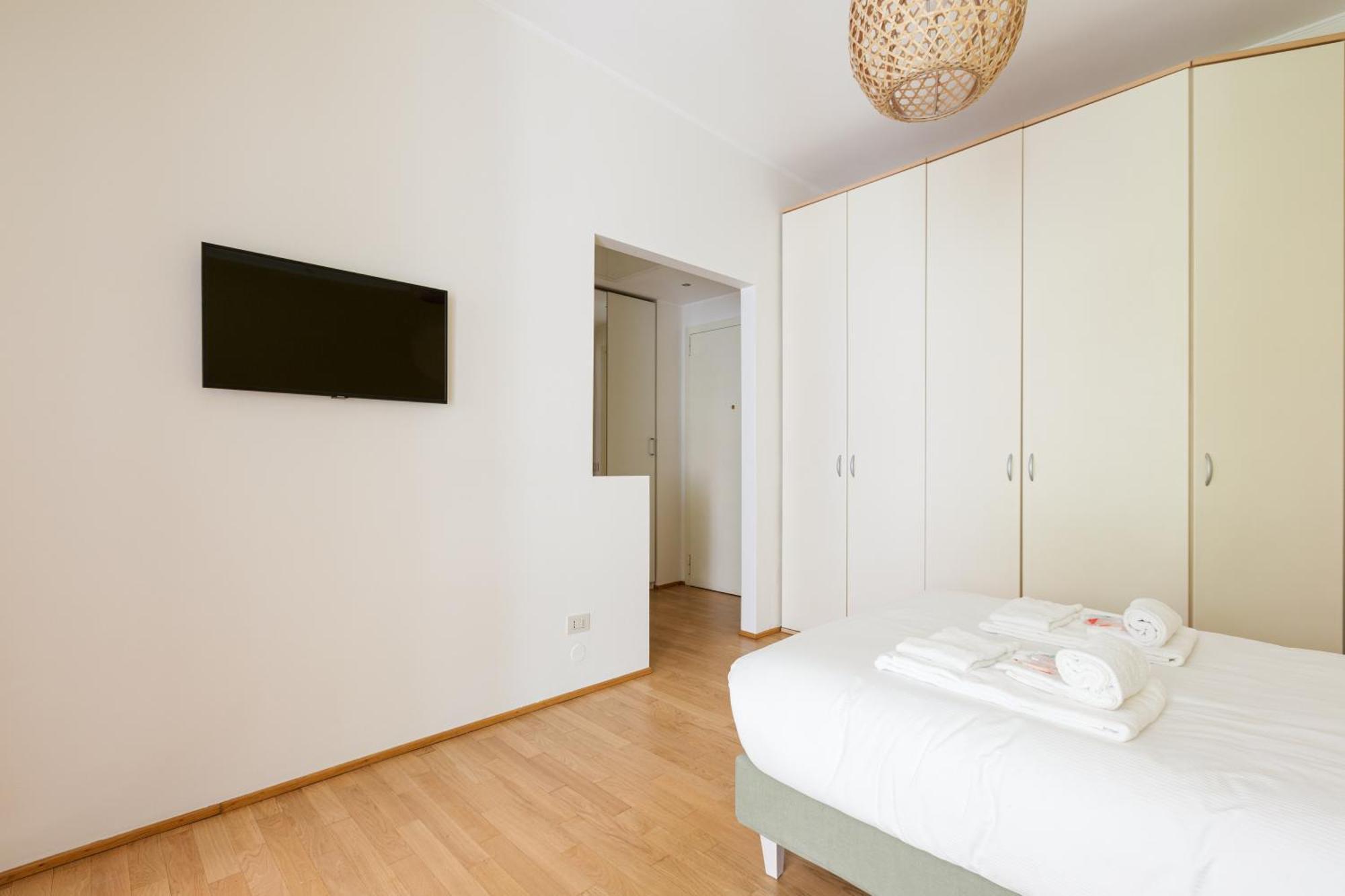 Gerusalemme M5 Yellow With Closed Balcony! Apartment Milan
