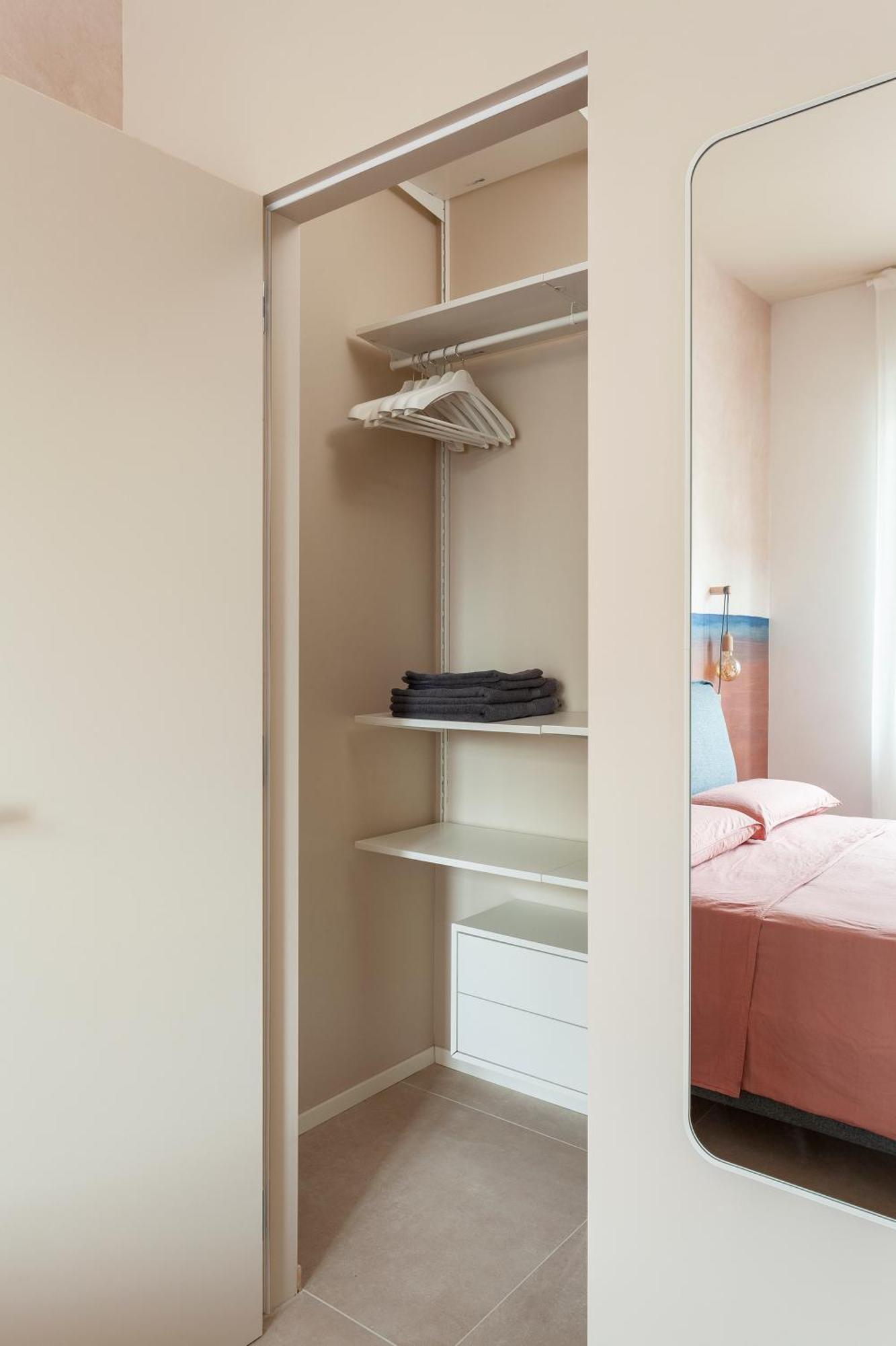 Apartment Giulio's Hideaway - Close To Station