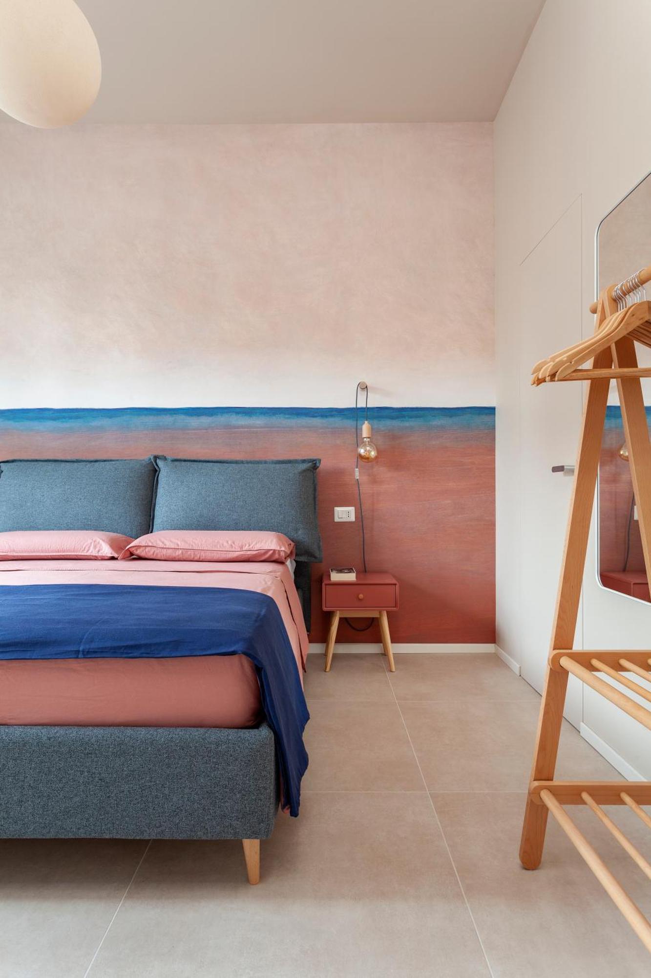 Giulio's Hideaway - Close To Station Apartment *