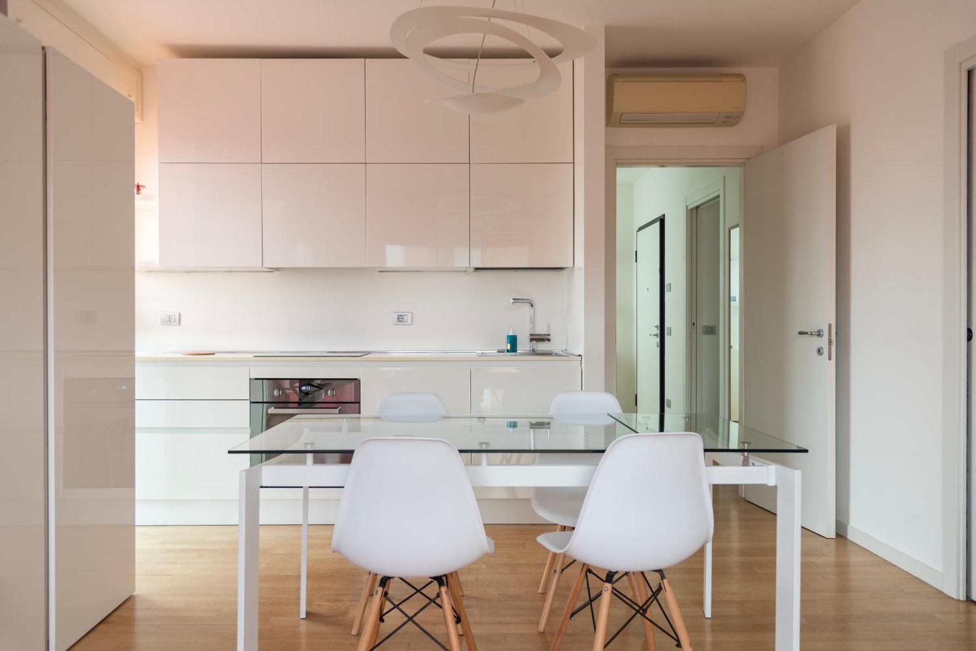 Youhosty - Savona 122 * Milano