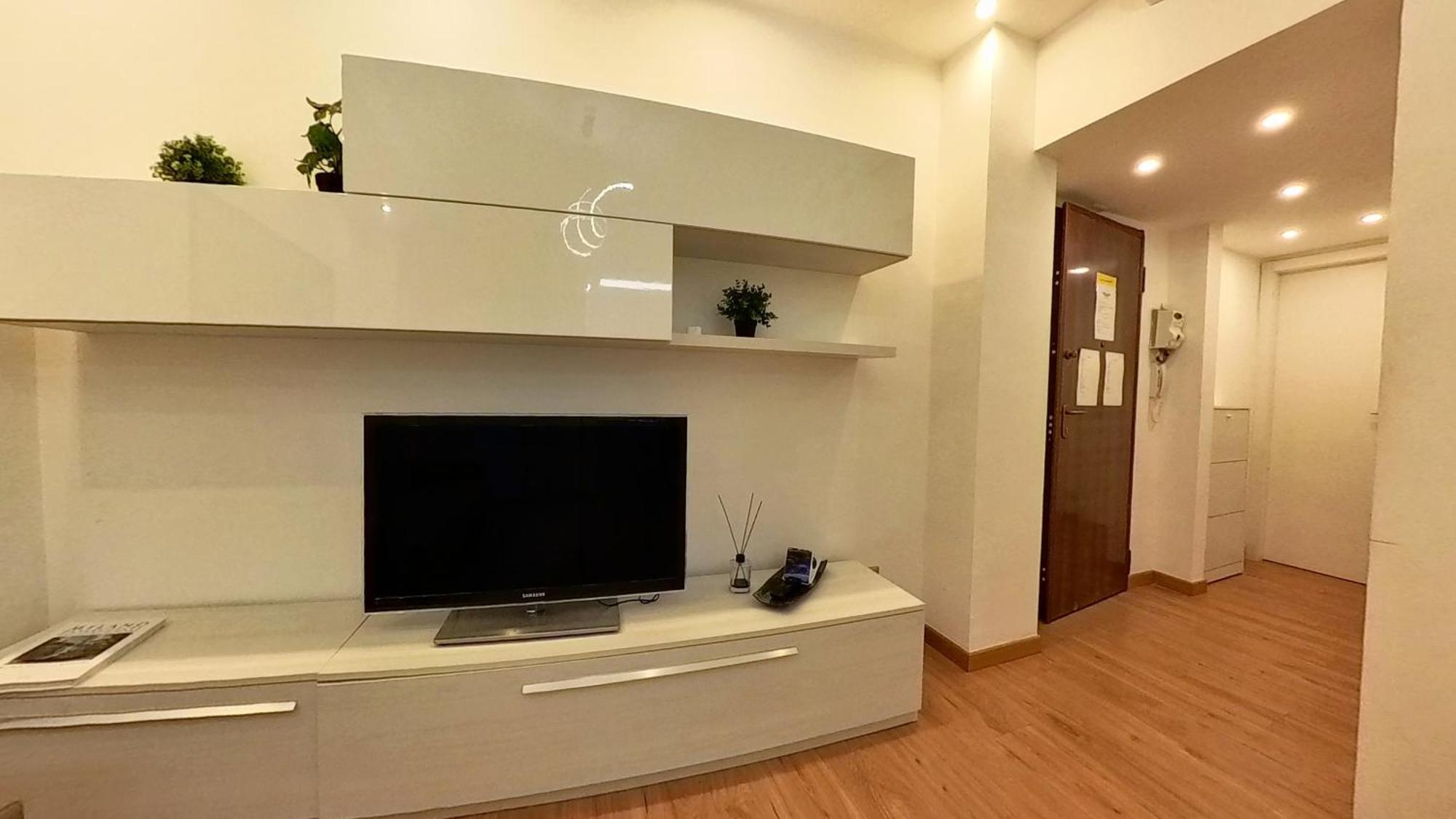 N&ghomesweethome Raffaelloelegante Ideale Affari Milan