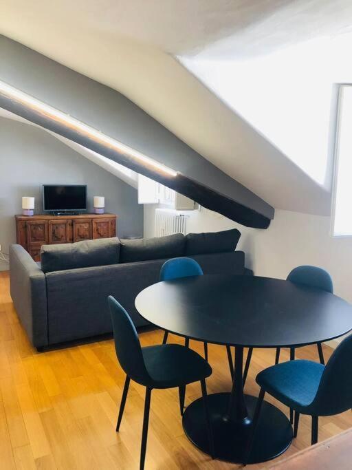 Apartment Loft House Via Della Spiga 50 *