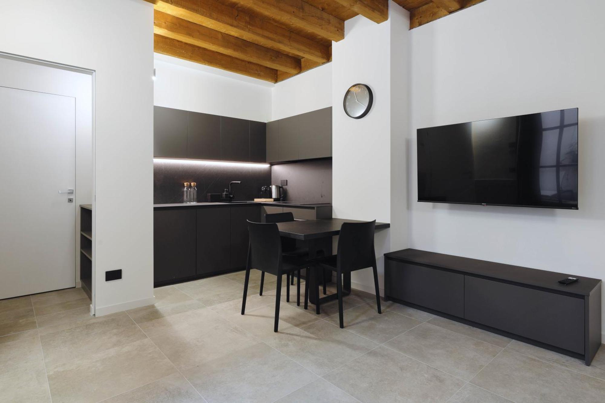 Just Urban - Boutique With Parking And Gym Milano