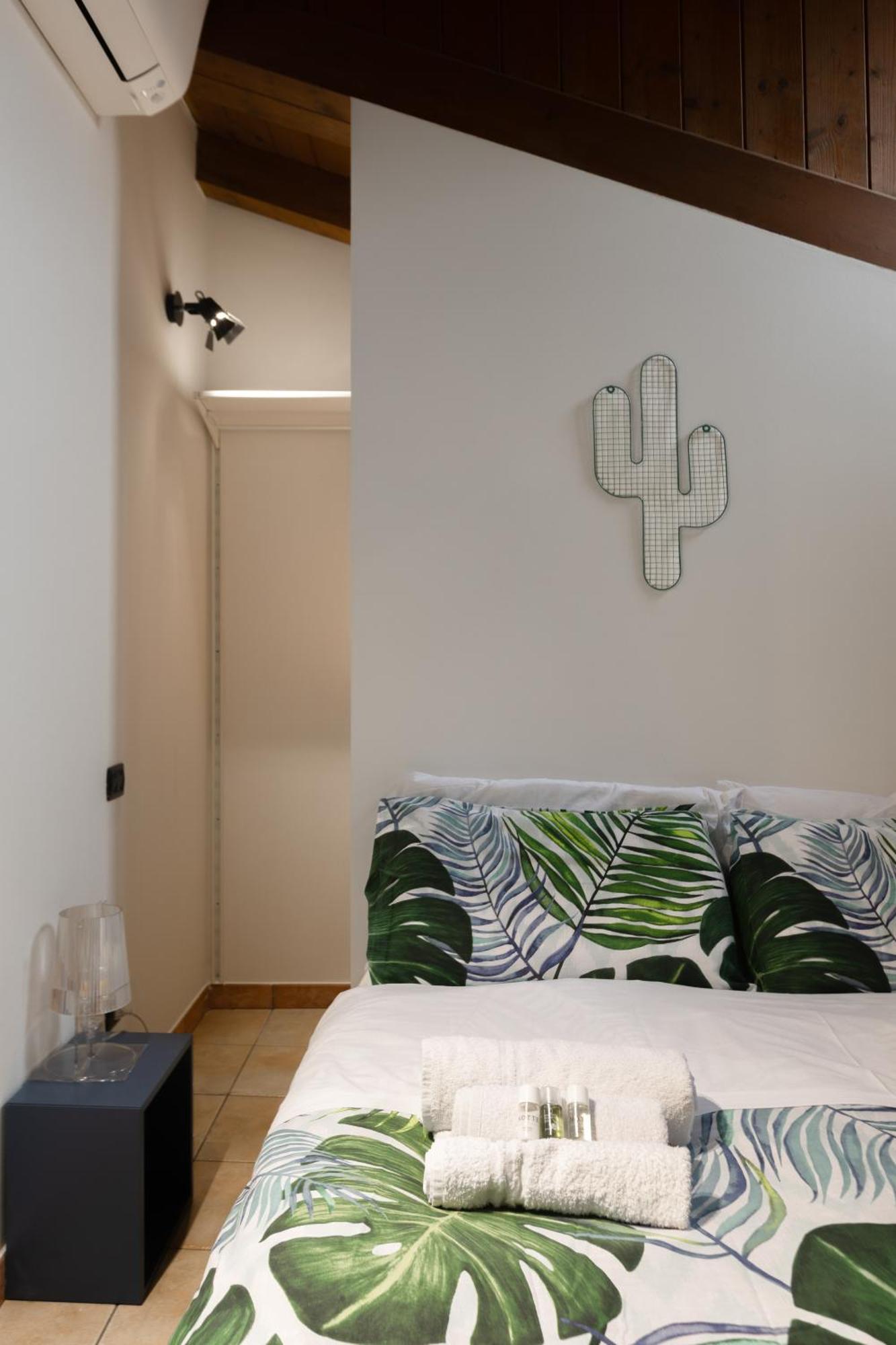 - Martesana Easy House Apartment Milan
