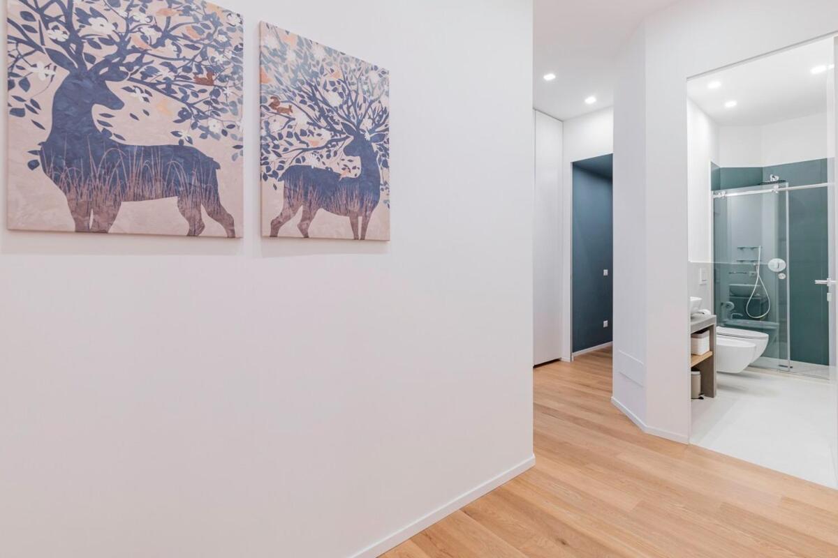 Homeby, Casa Isella Milan