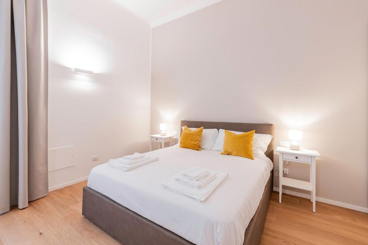 Homeby, Casa Isella Apartment Milan