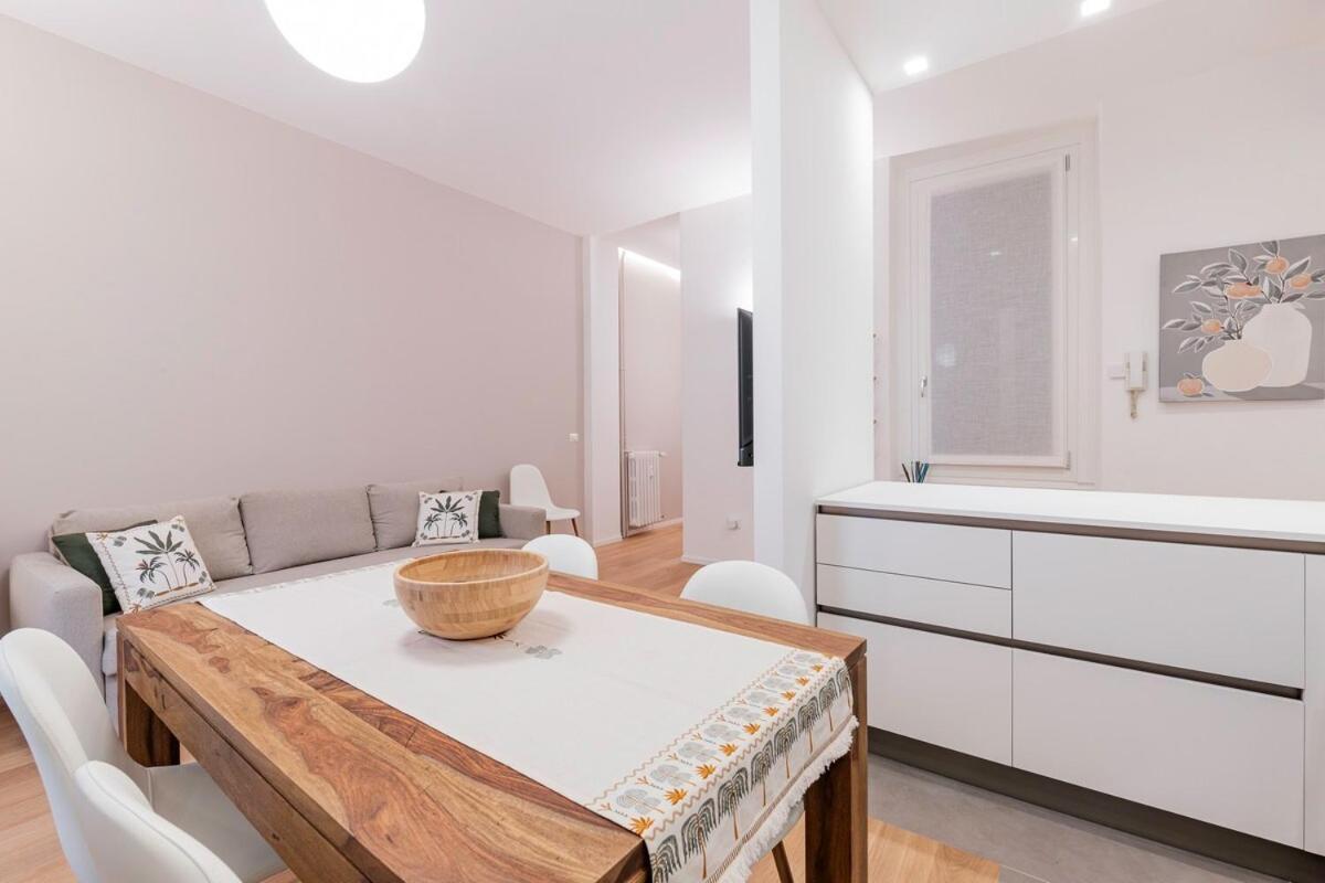 Apartment Homeby, Casa Isella Milan