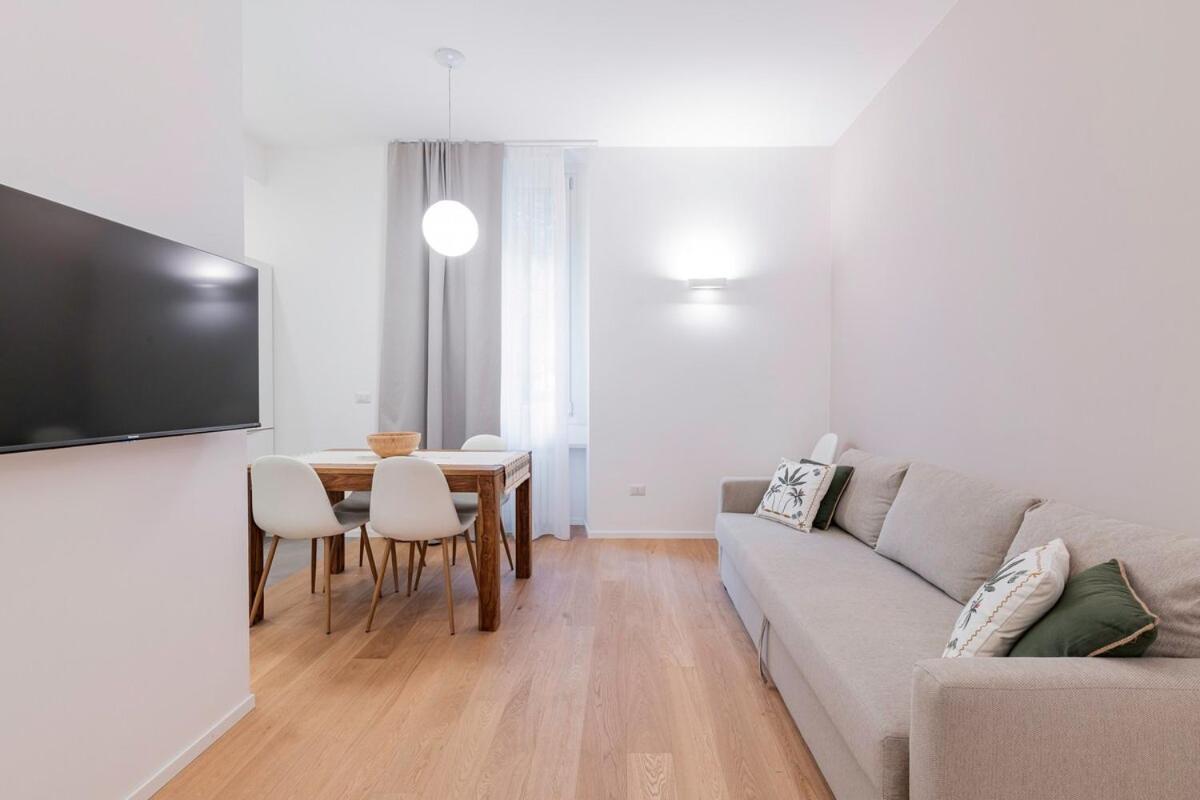 Apartment Homeby, Casa Isella Milan