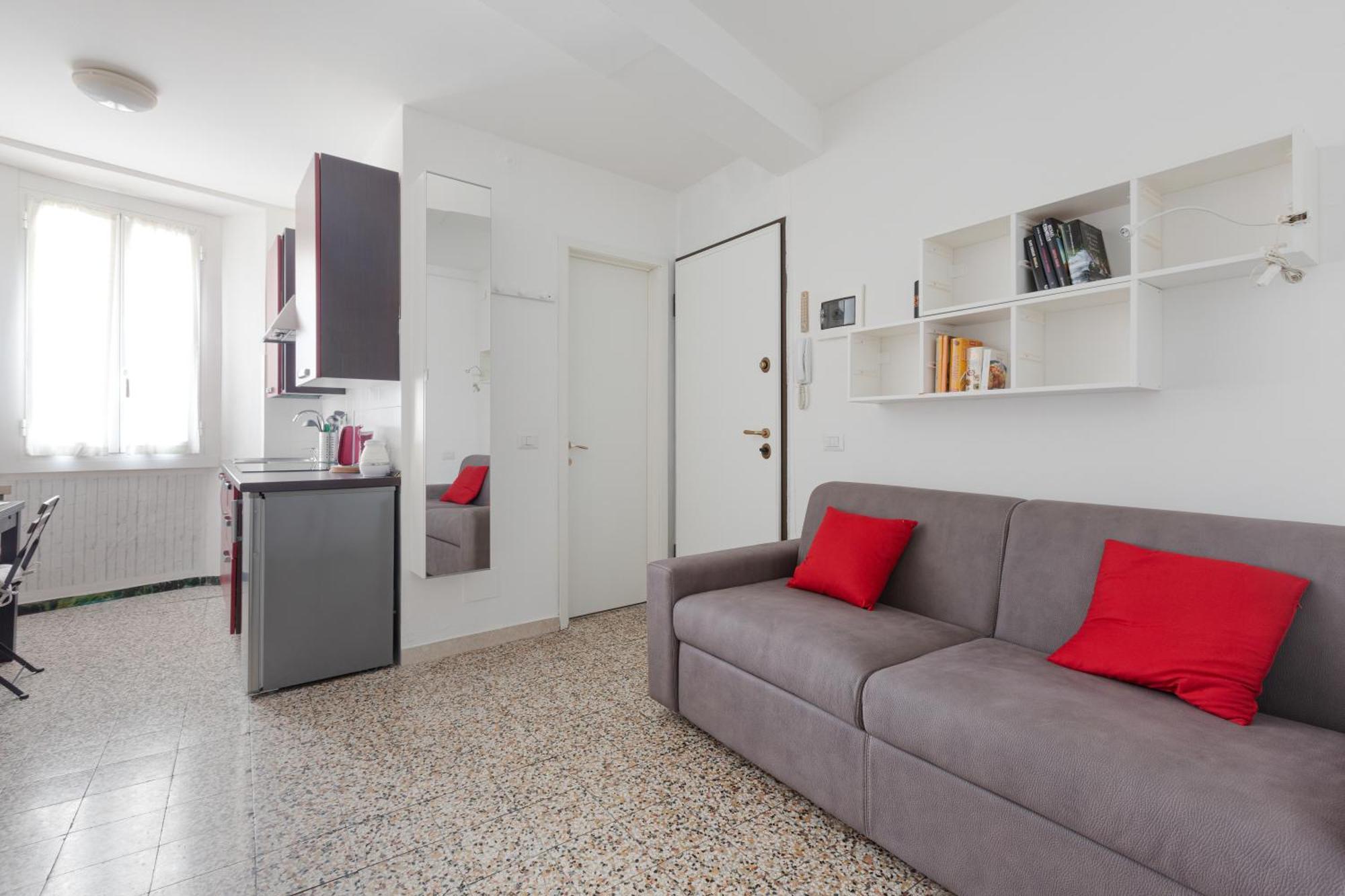 Sant'ambrogio - Modern Studio!