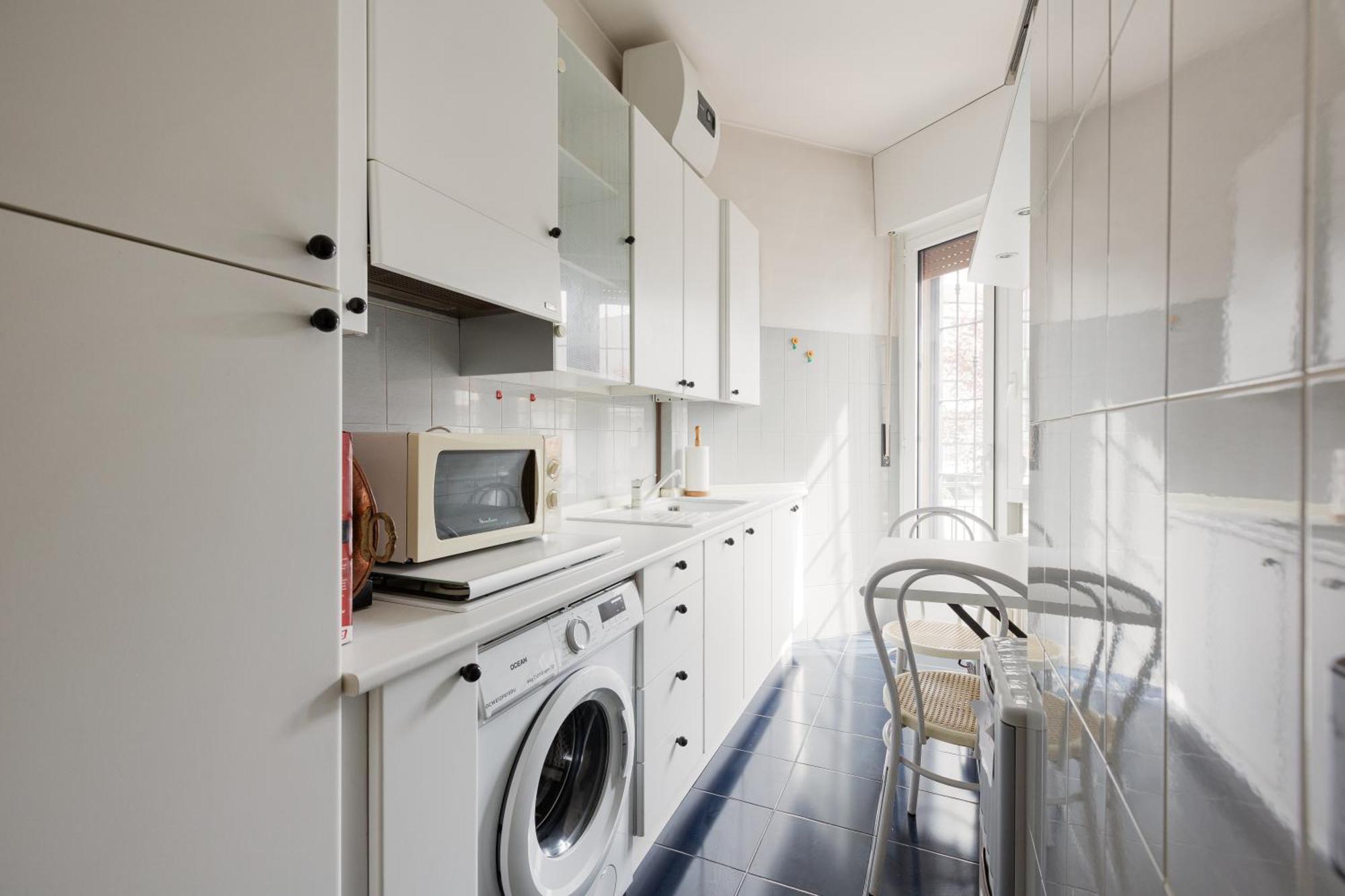 Apartment Forlanini - Functional With Balcony! *