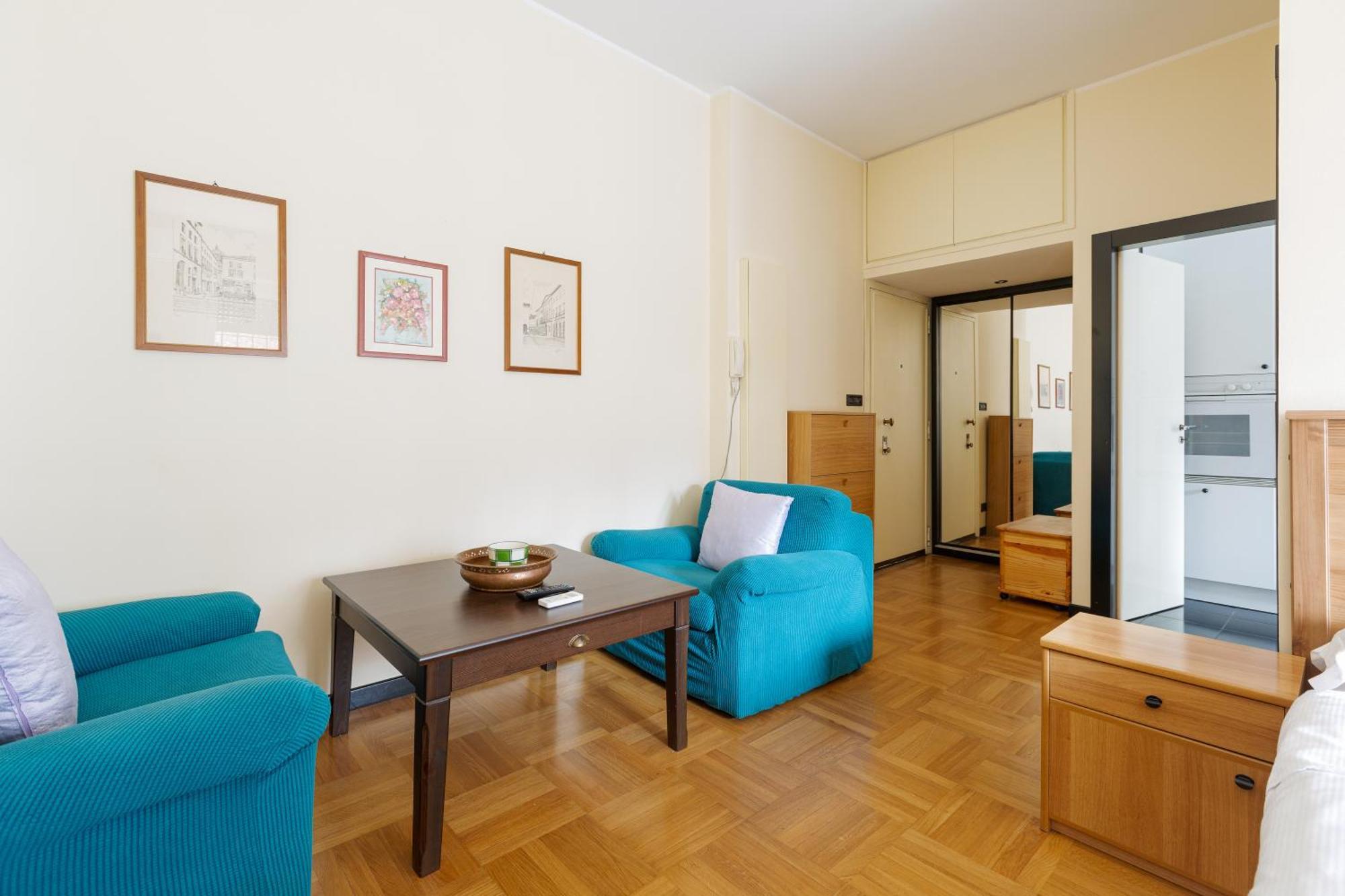 Forlanini - Functional With Balcony! *
