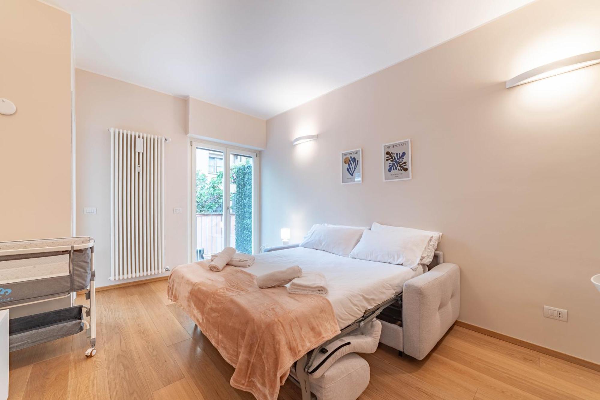 500 M From Corso Sempione, Close To Metro M5 * Milano