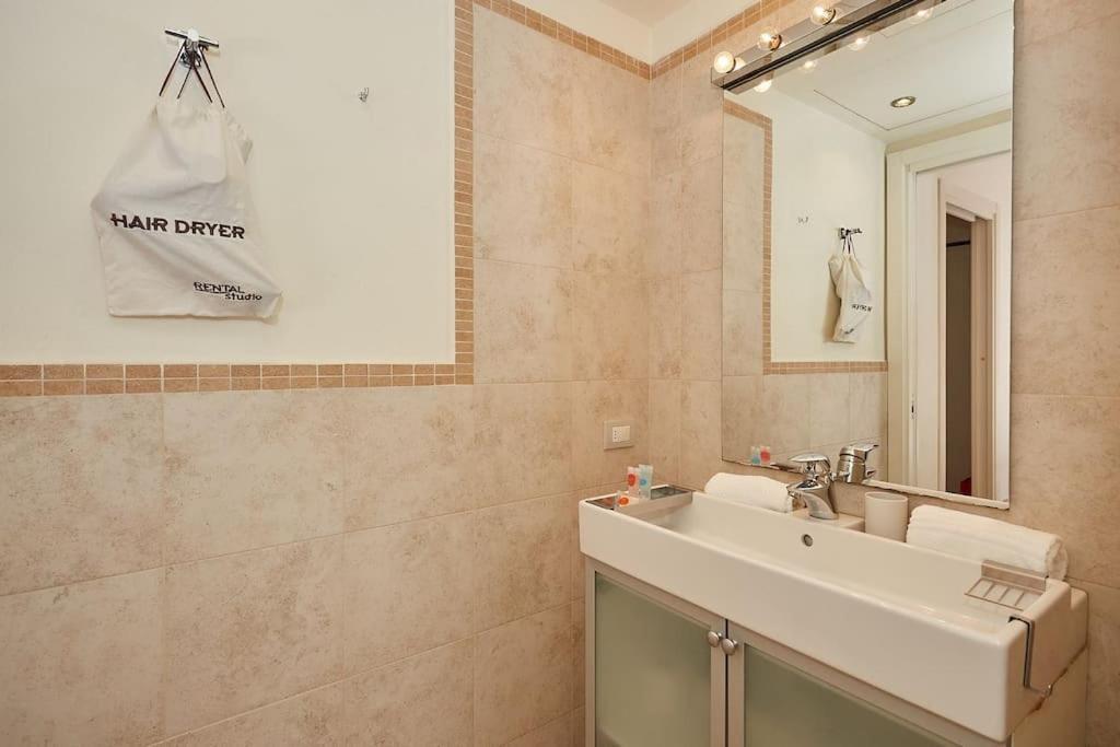 Apartamento Bovisa Smart 22 Milão