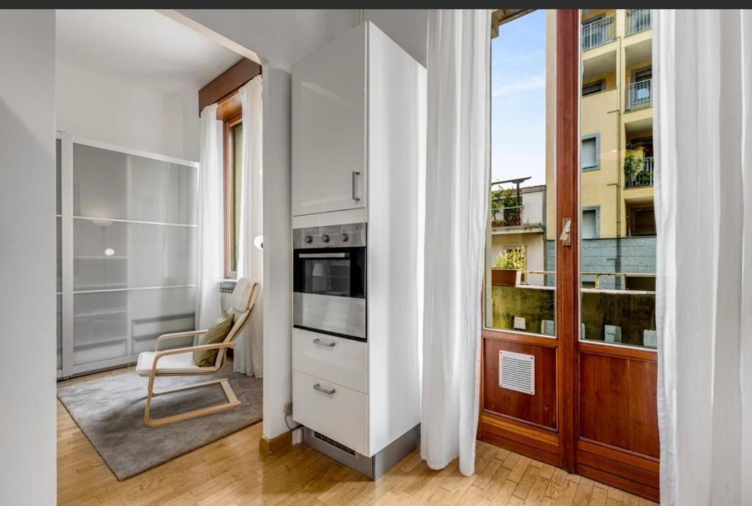 Ampio Monolocale Via Matteo Maria Boiardo 18 Apartamento *