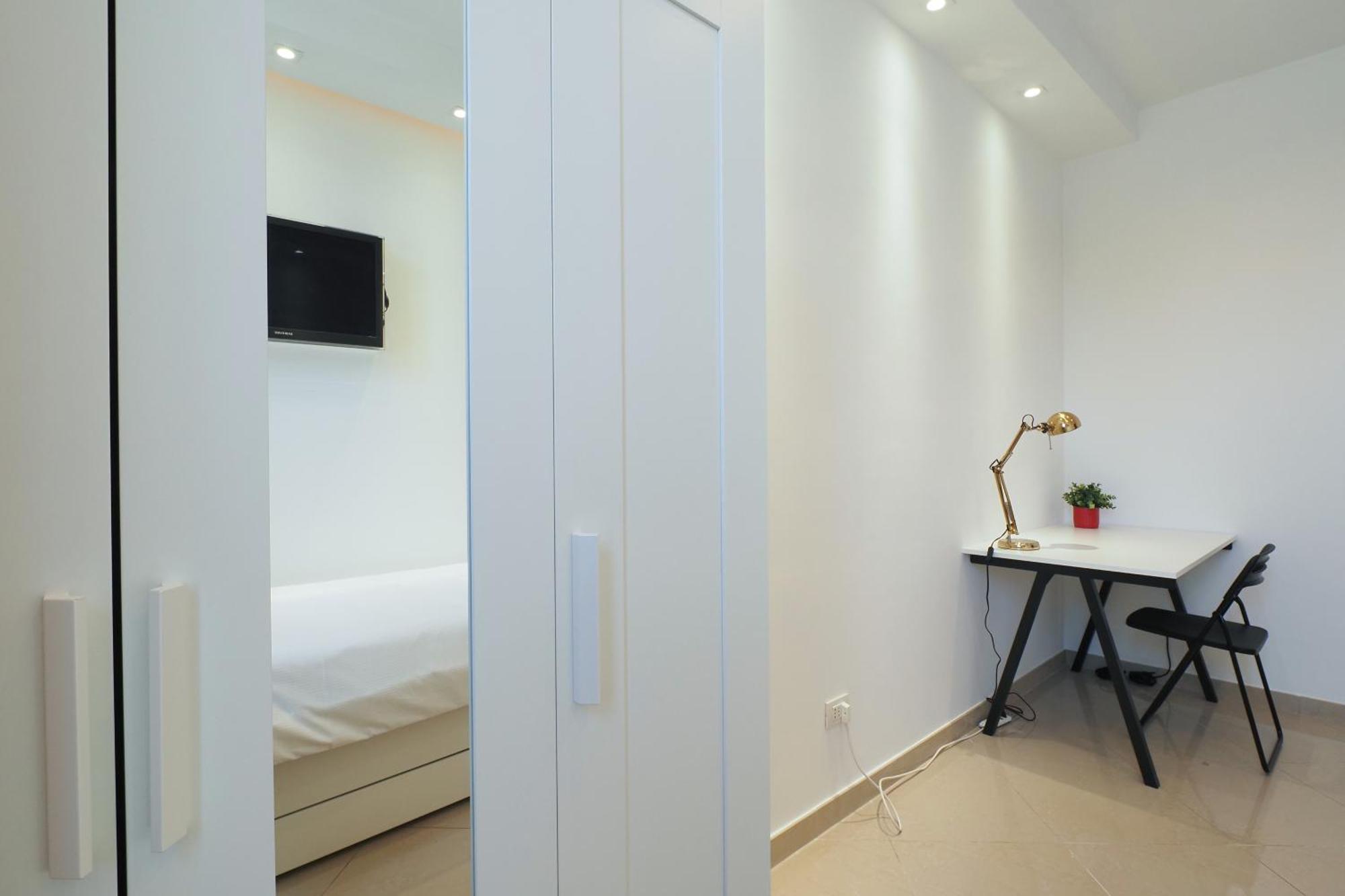 Apartment Forlanini Con Free Parking Linate Airport