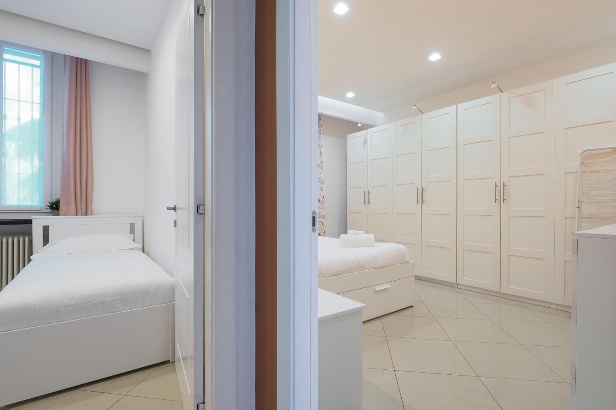 Forlanini Con Free Parking Linate Airport