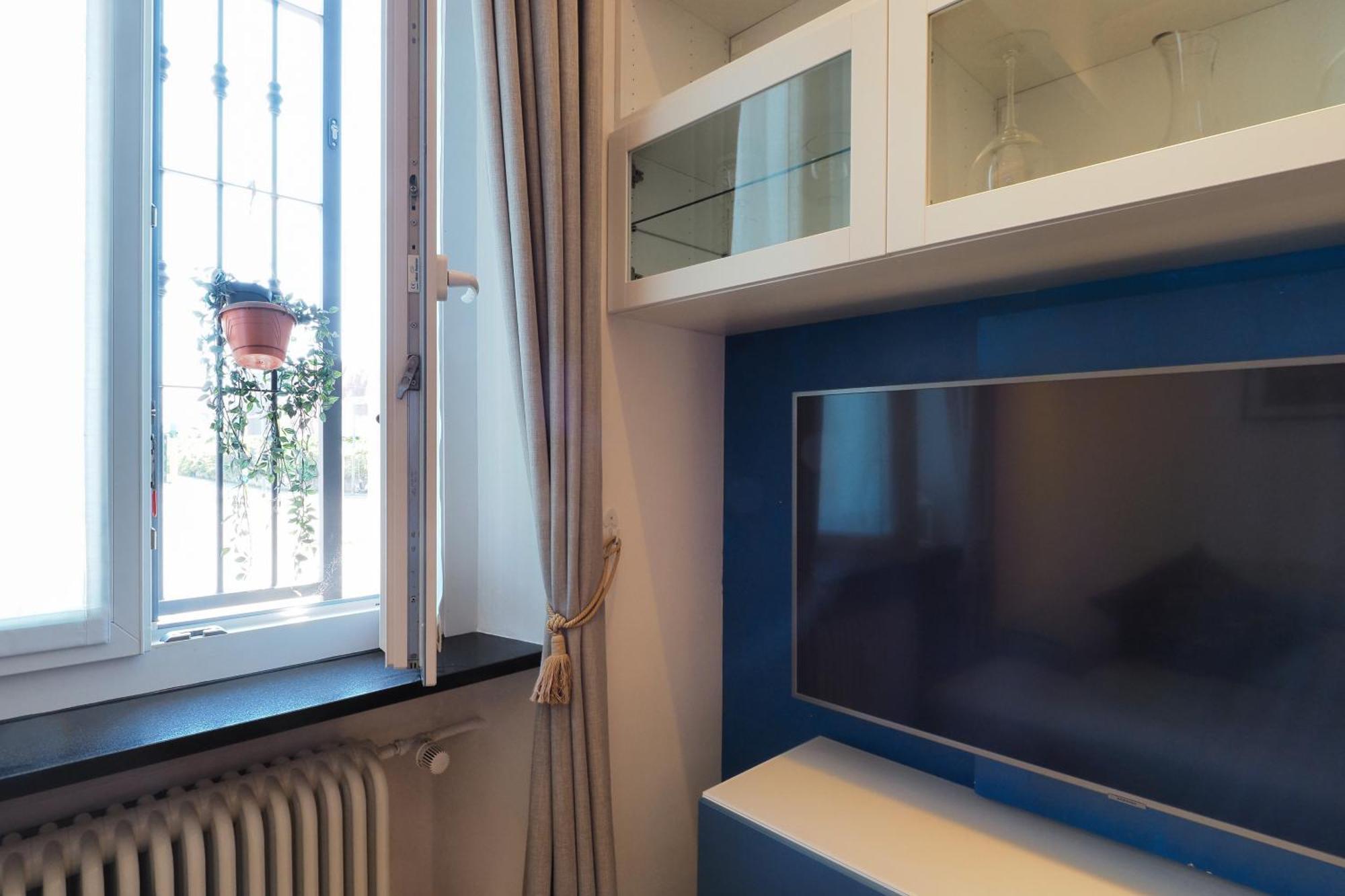 Forlanini Con Free Parking Linate Airport Milan