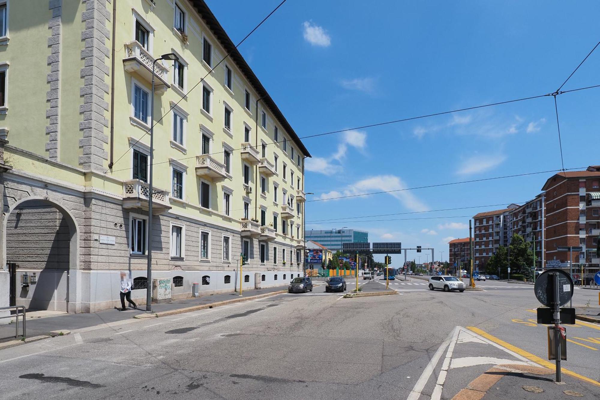 Forlanini Con Free Parking Linate Airport *