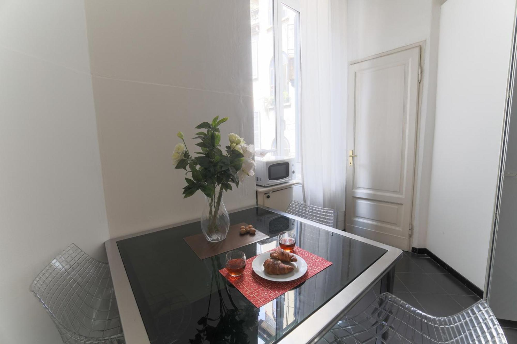 Central Flat - Boccaccio 7 Apartment