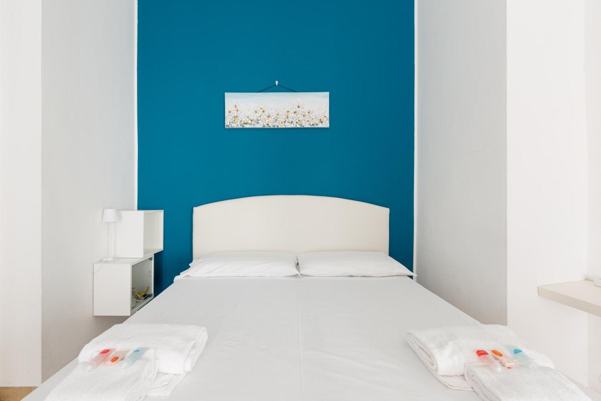Apartamento Lorenteggio-piazza Frattini Balcony Milão