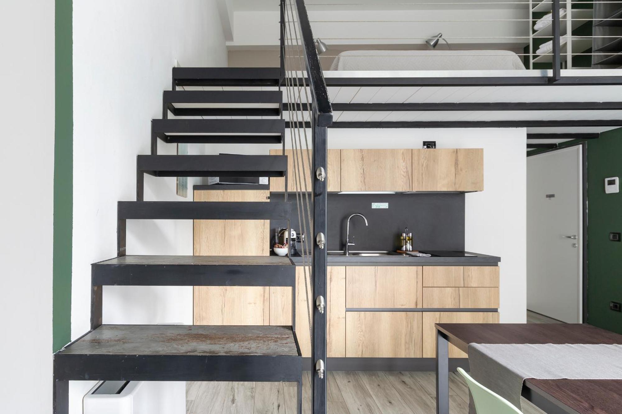 Aprica16 Loft House Apartment