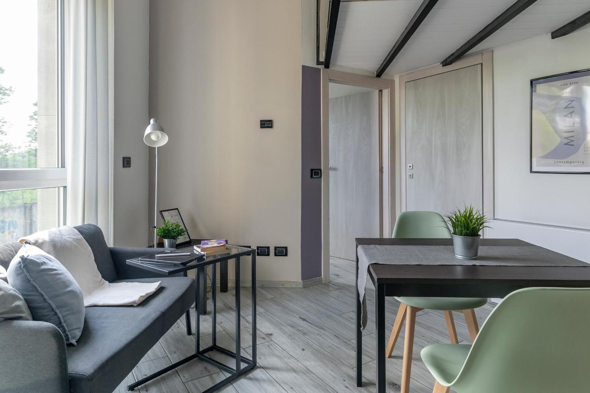 Aprica16 Loft House * Milan