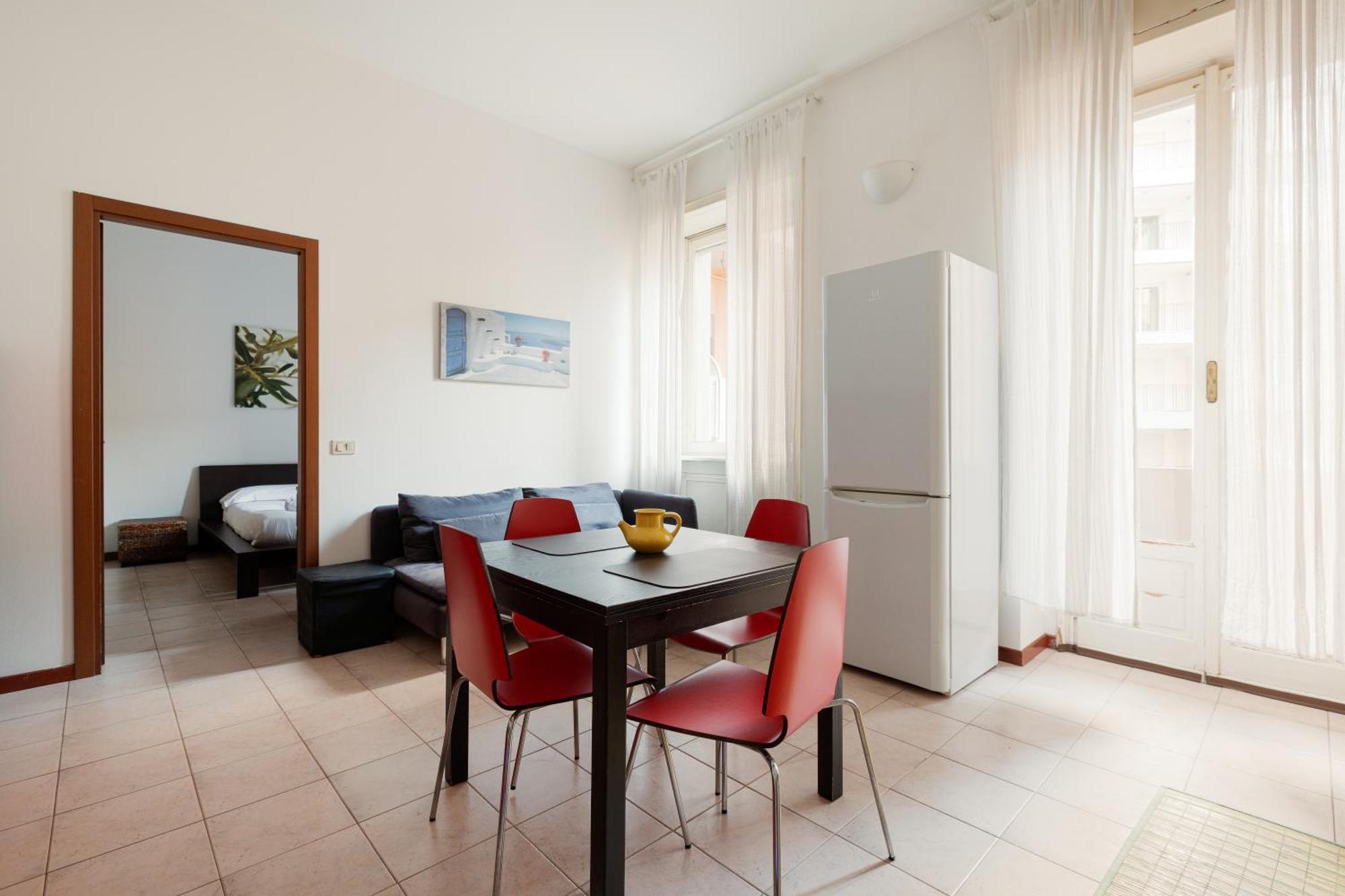Cosy With Balcony Apartment