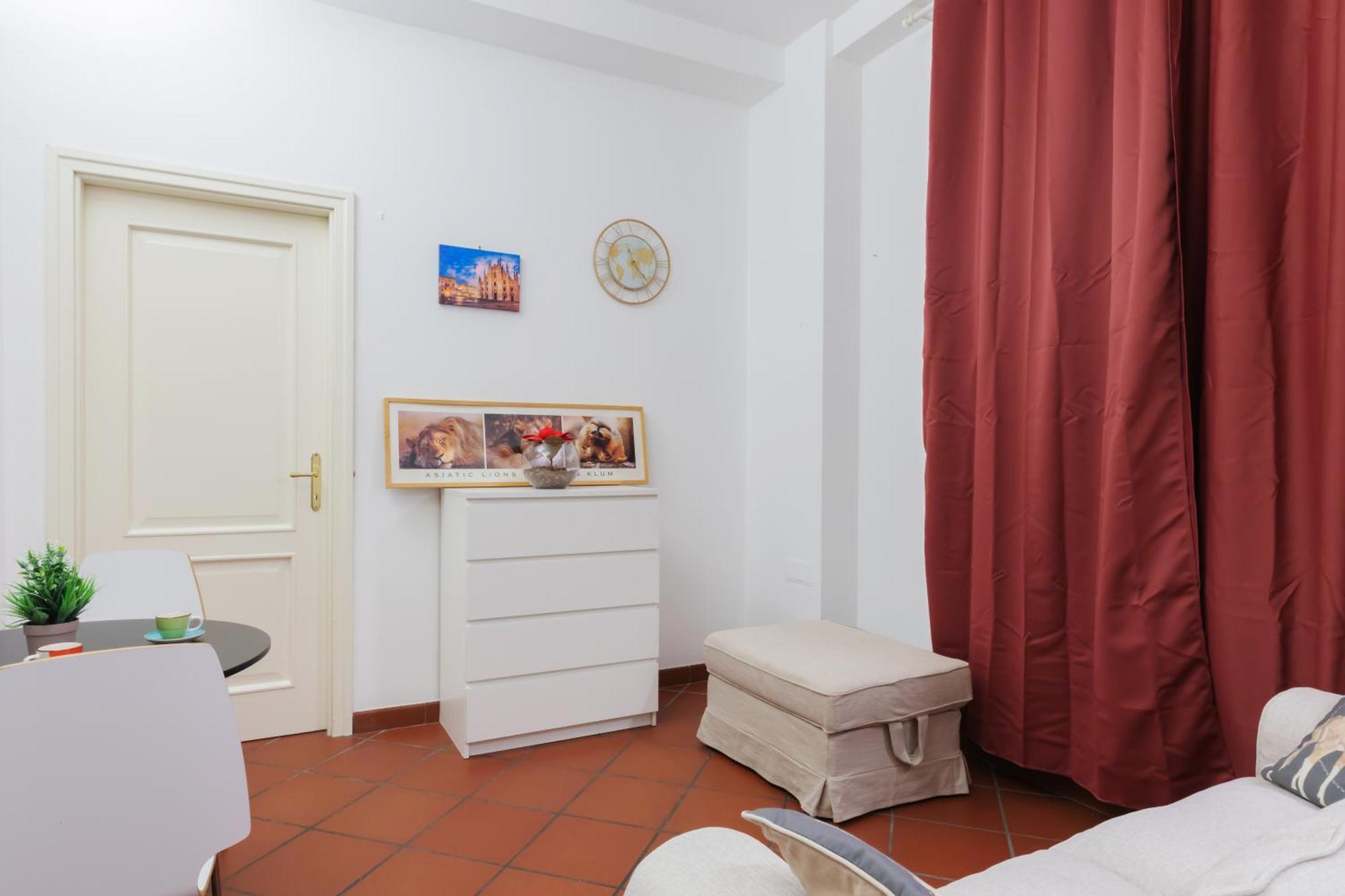 Apartment Sanzio City Escape - 15min From Duomo Milan