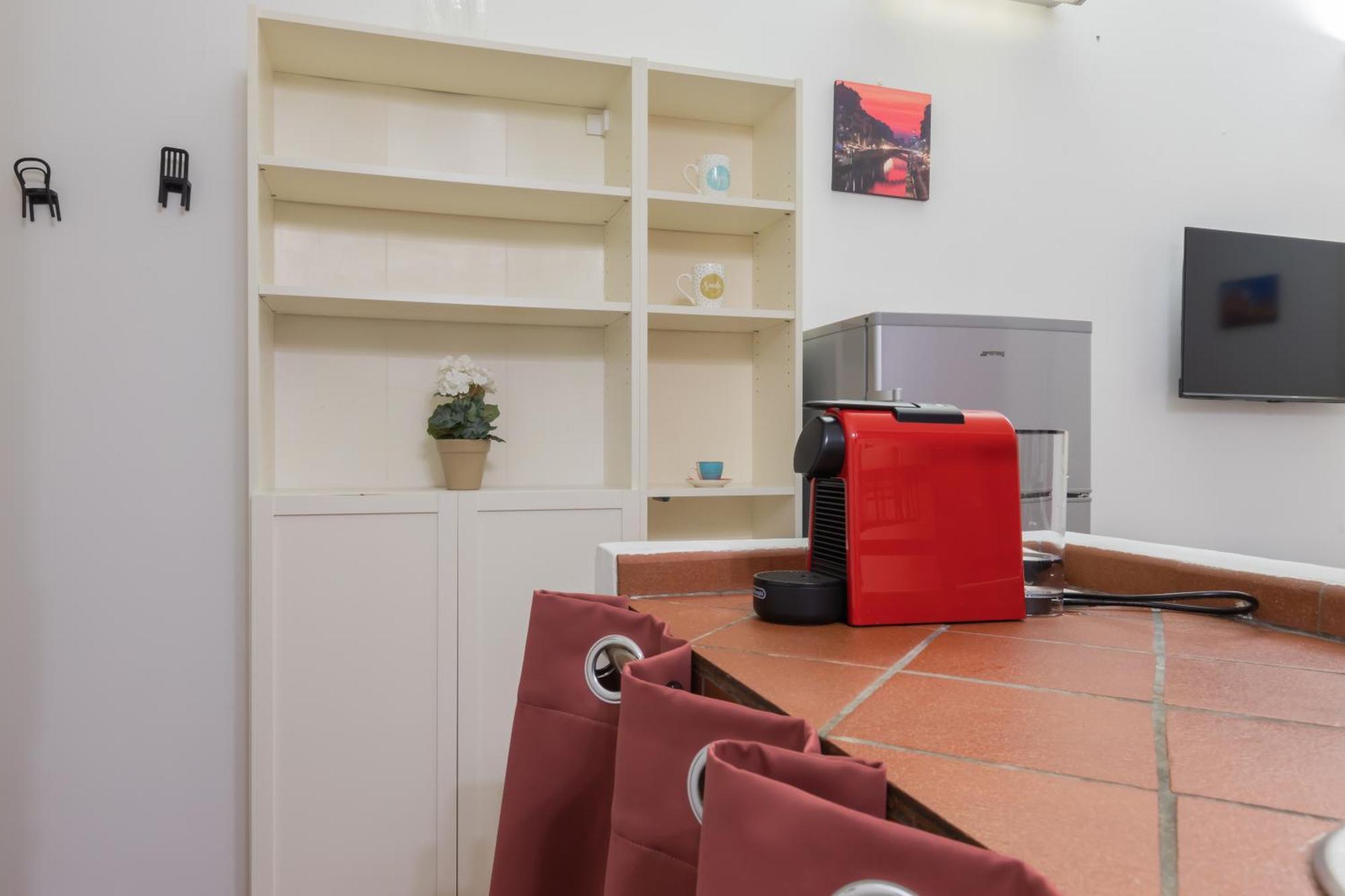 Sanzio City Escape - 15min From Duomo Apartment *