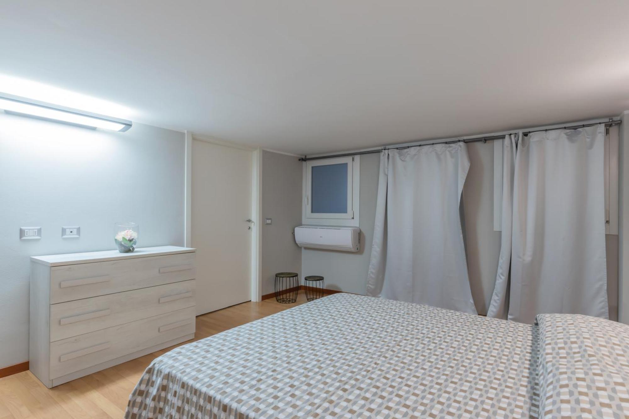 2 Con 2 Bagni Privati - De Angeli Apartment Milan