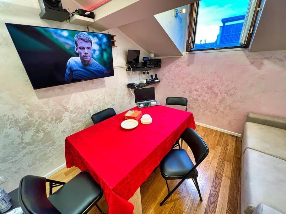 Taxi No-need - Metro, Train Station, Nightlife And Restaurants Apartamento *