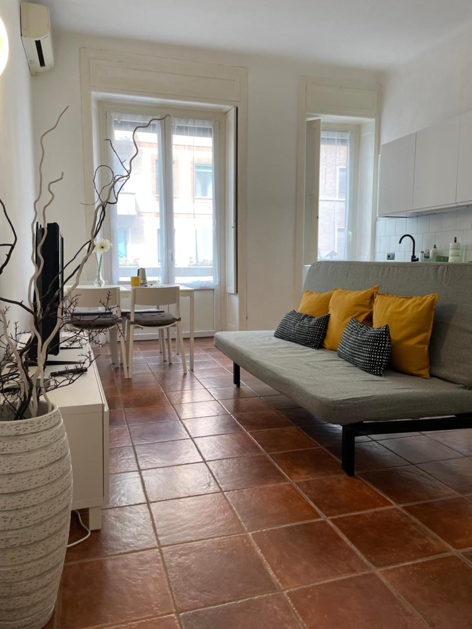 Bilocale Spazioso A Lambrate Apartment Milan