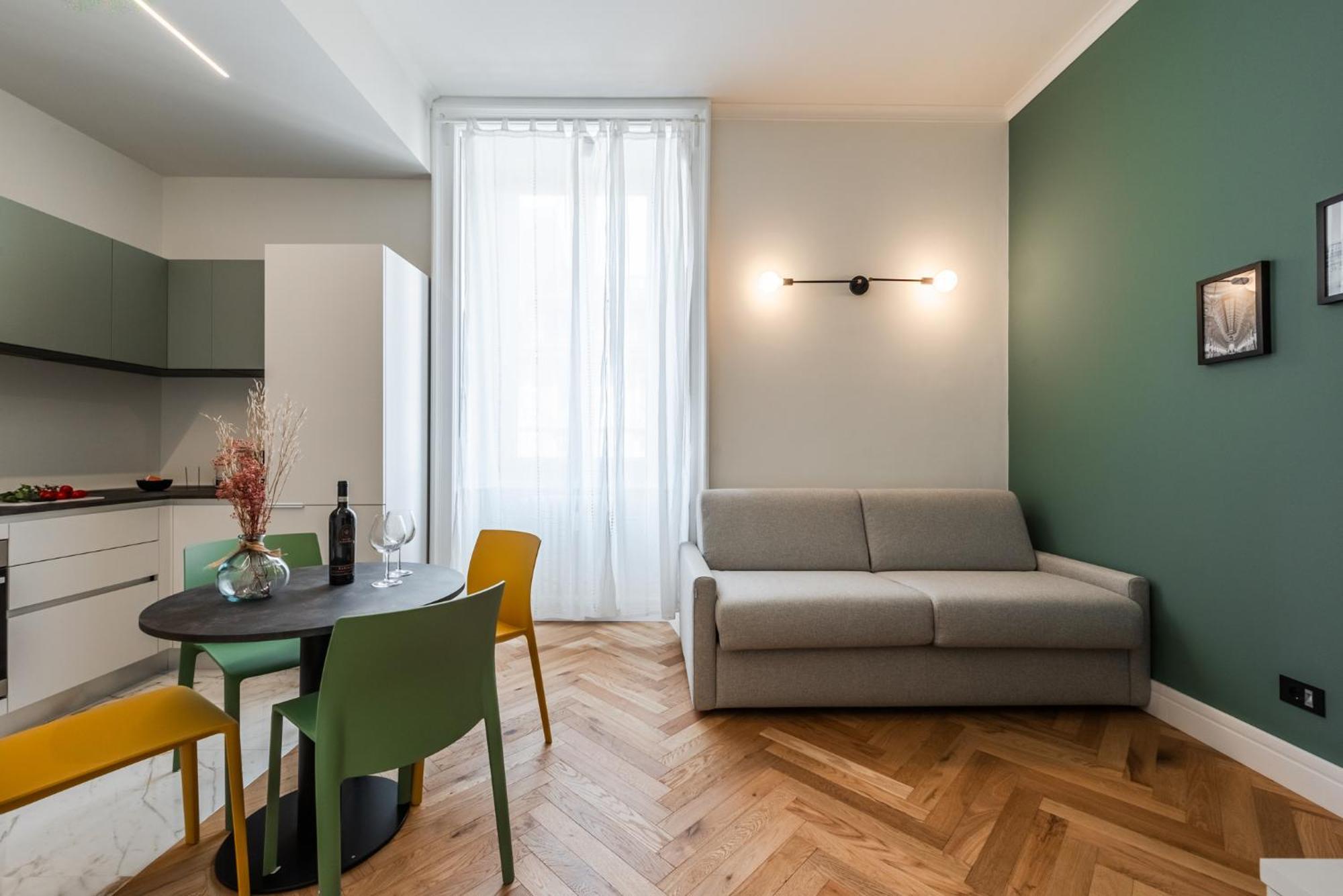 Spacious In Next To Metro * Milan