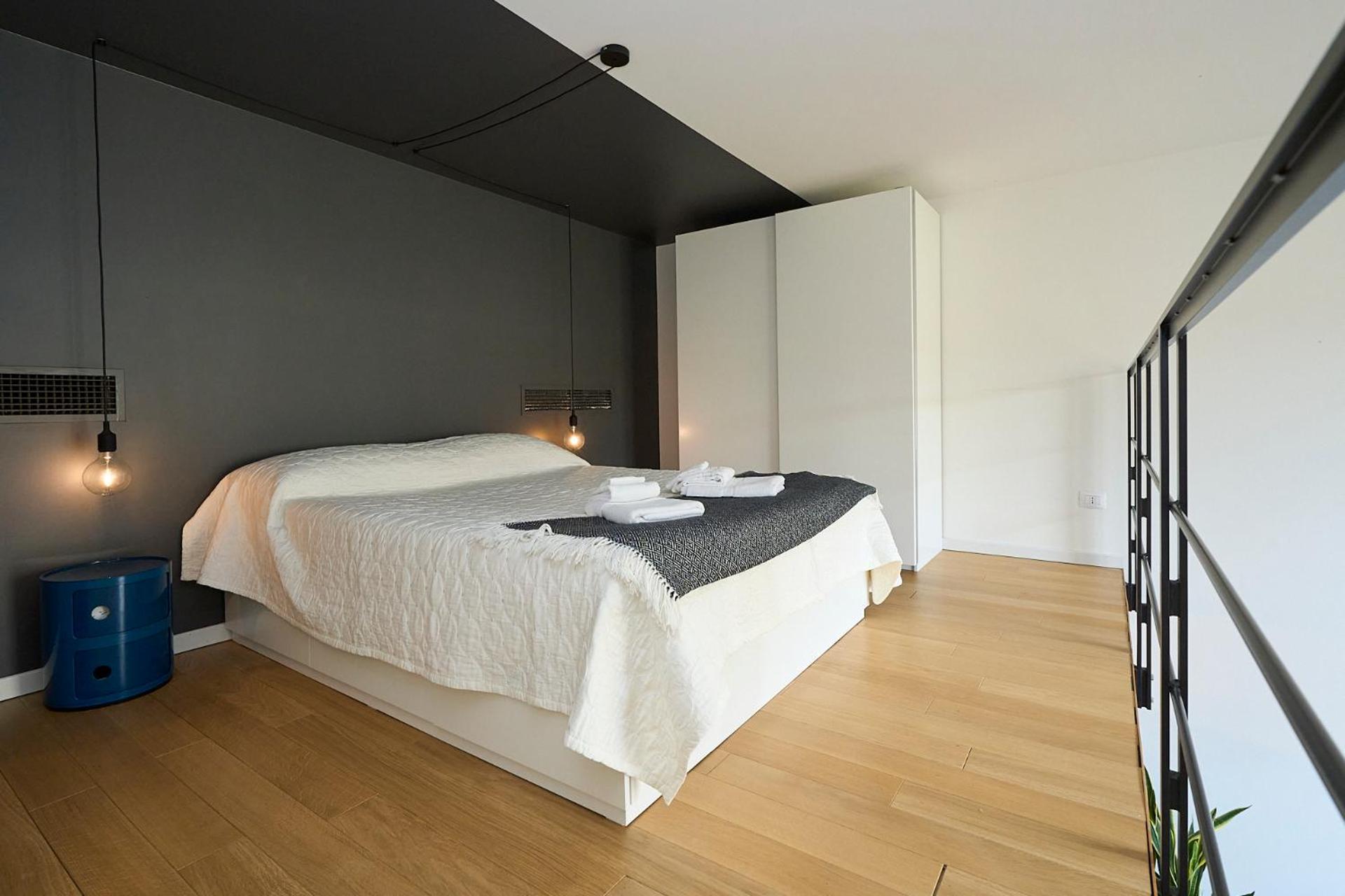 Design Luxury Loft - 20 Minutes From Duomo-navigli Milan